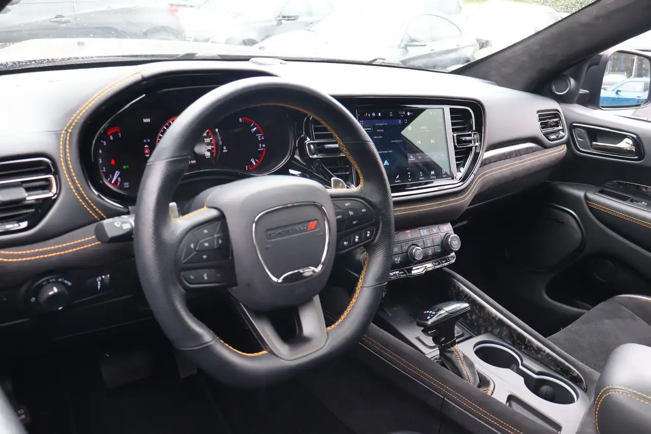 Dodge Durango 2023 — фото 12