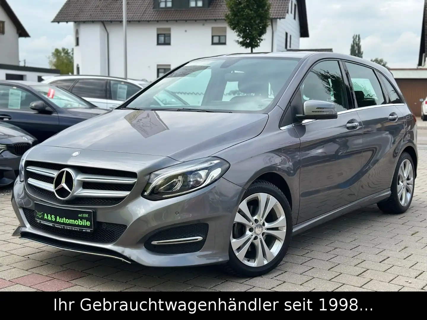 Mercedes-Benz B 200 BE Urban AUT/LED/AHK/NAVI/RKAM/TEMPOMAT Gris - 1