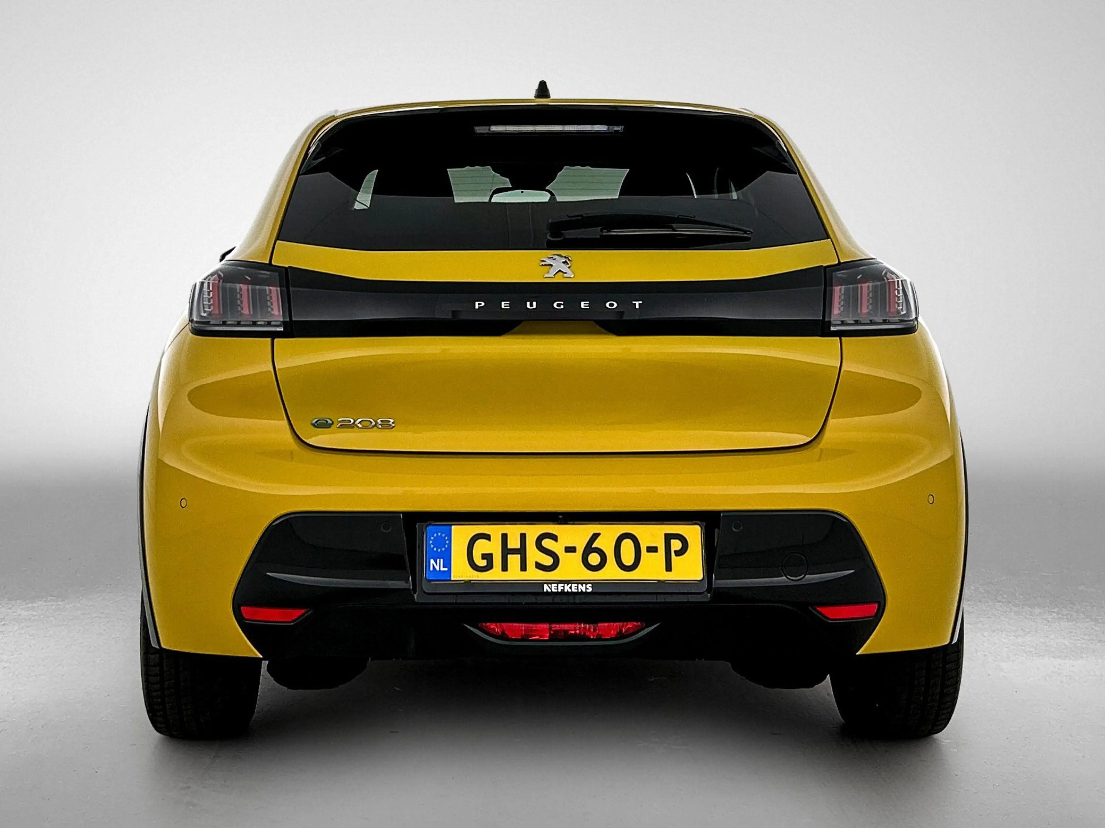 Peugeot e-208 EV Allure 50 kWh 136pk | Lage kilometerstand | Nav — photo 6