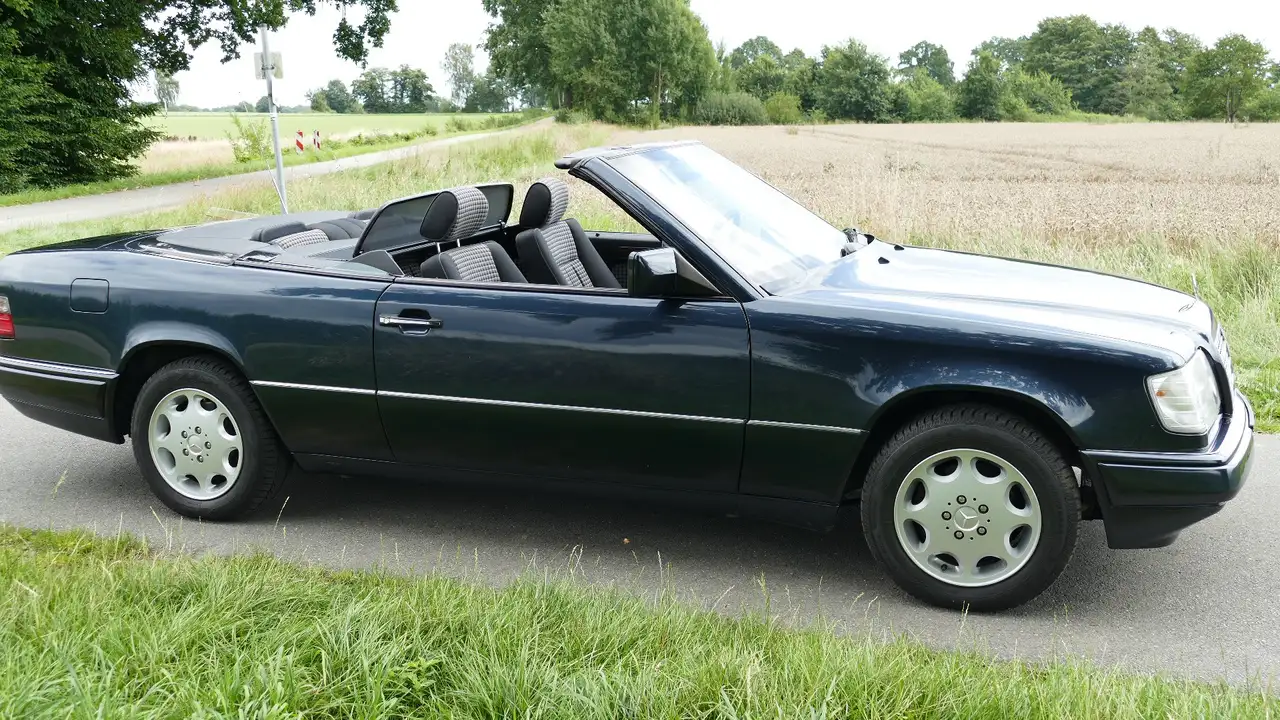 Mercedes-Benz E 200, foto 4