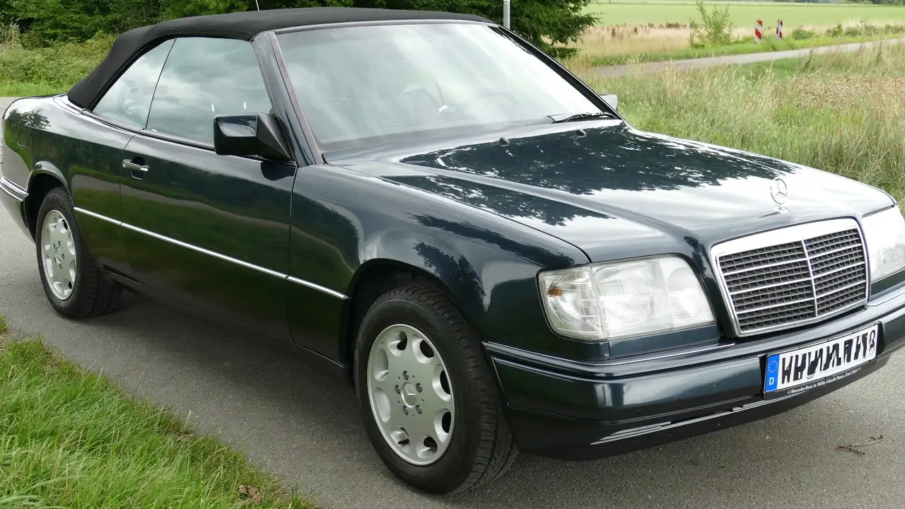 Mercedes-Benz E 200, foto 11