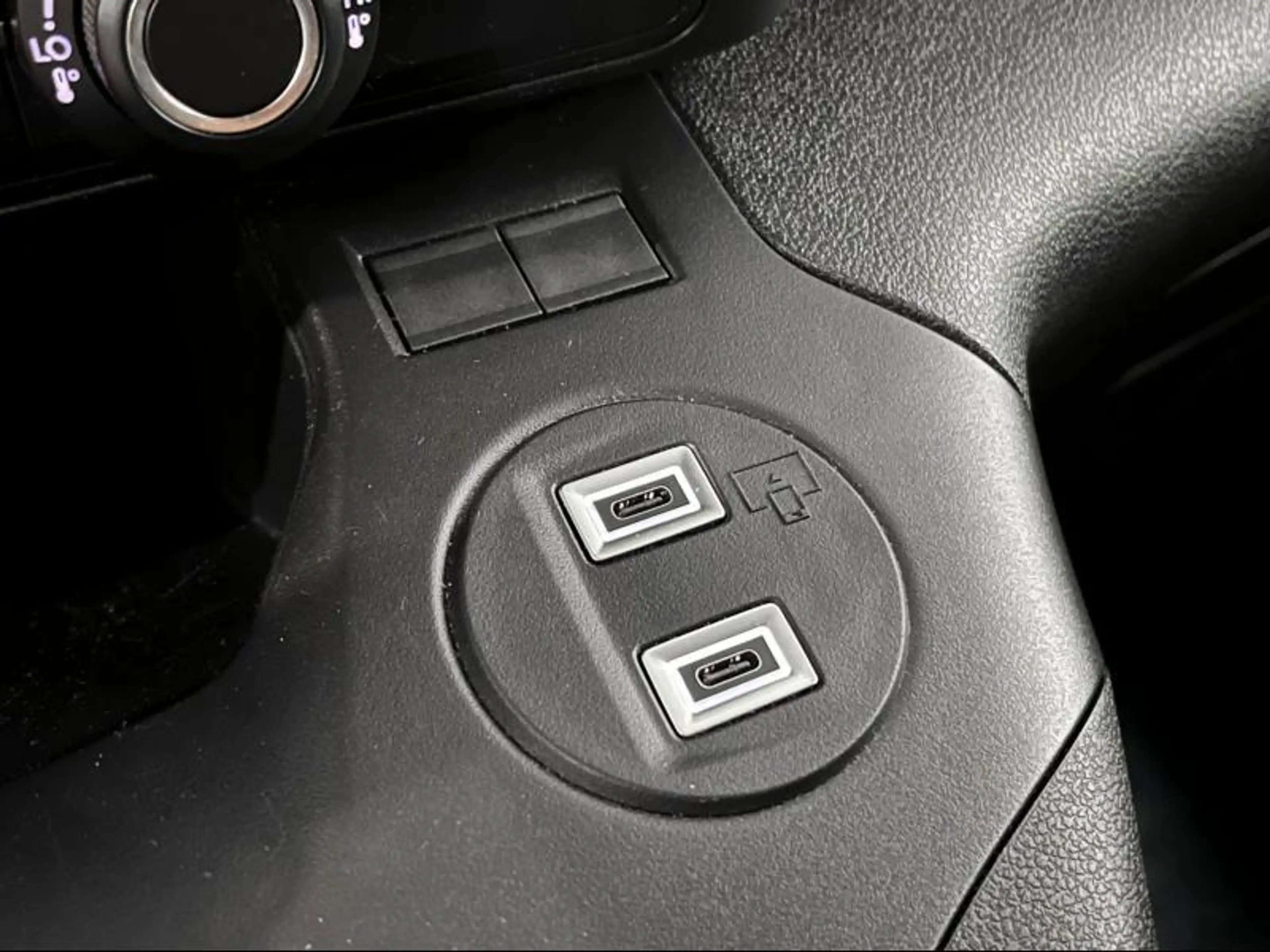 Peugeot Partner Standard Light — photo 15