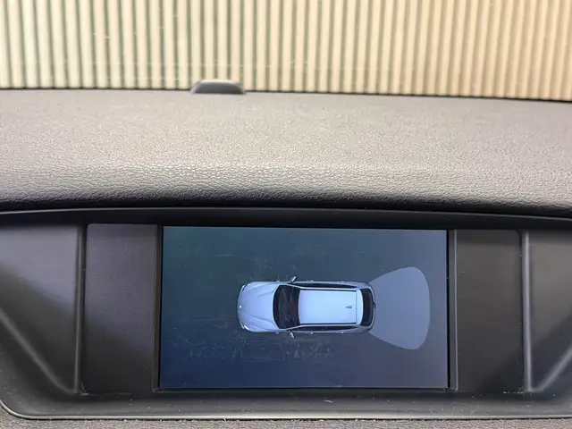BMW X1 view 25