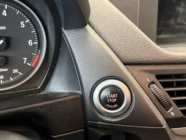BMW X1 view 19