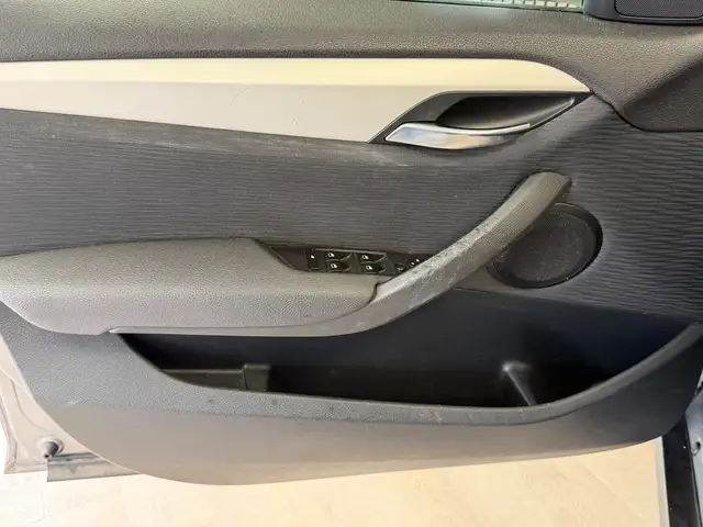 BMW X1 view 14