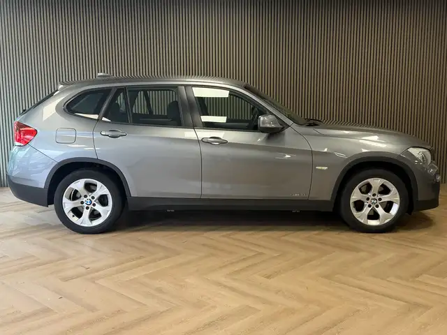 BMW X1 view 4