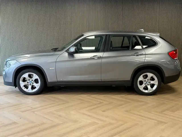 BMW X1 view 3