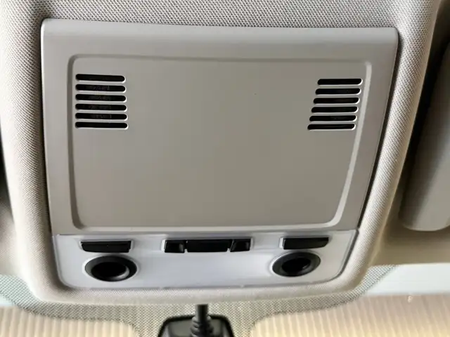 BMW X1 view 30