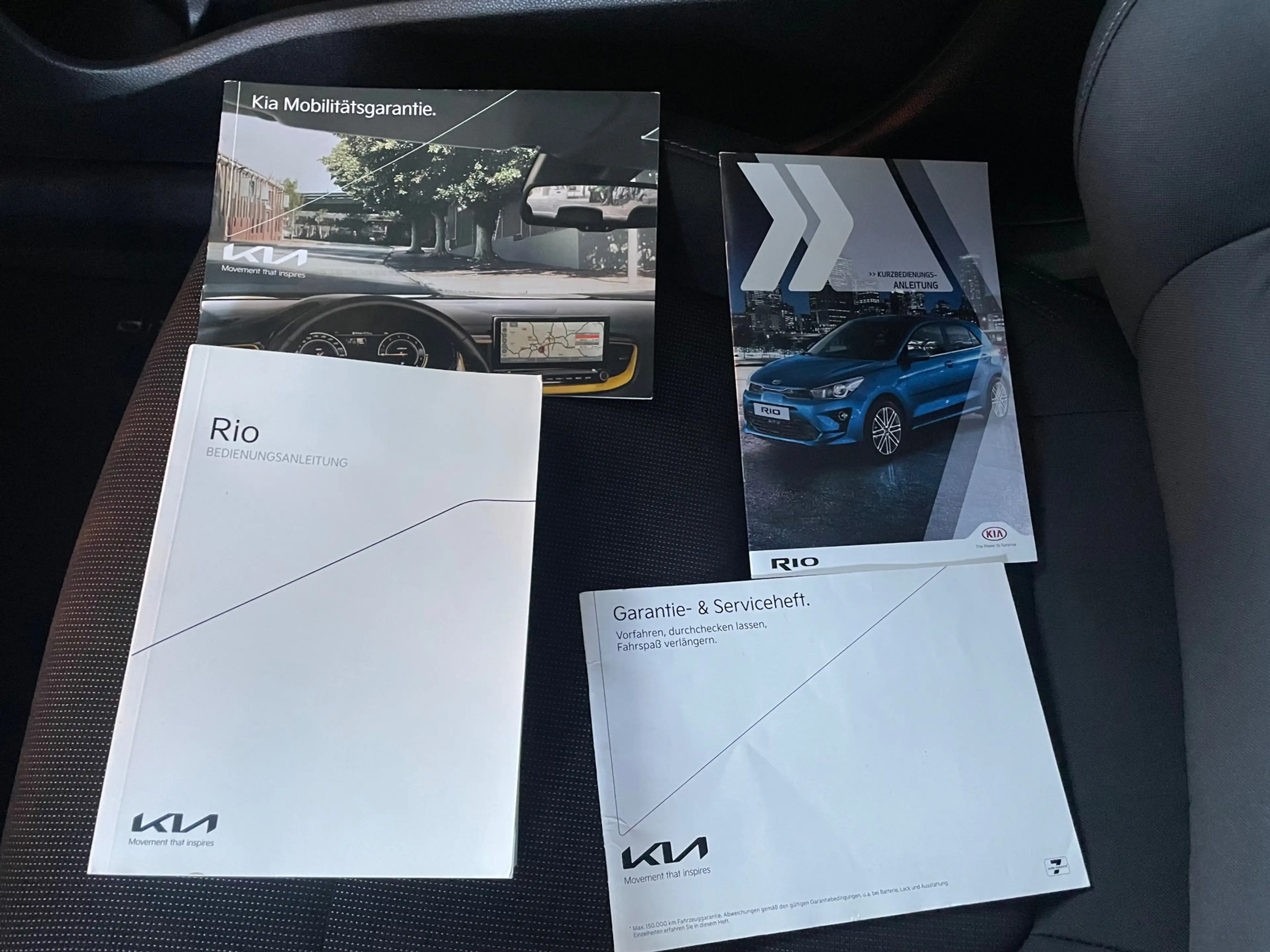 Kia Rio 1.0 T-GDi CAMERA WINTERPACK CARPLAY CLIMA CRUISE — photo 28