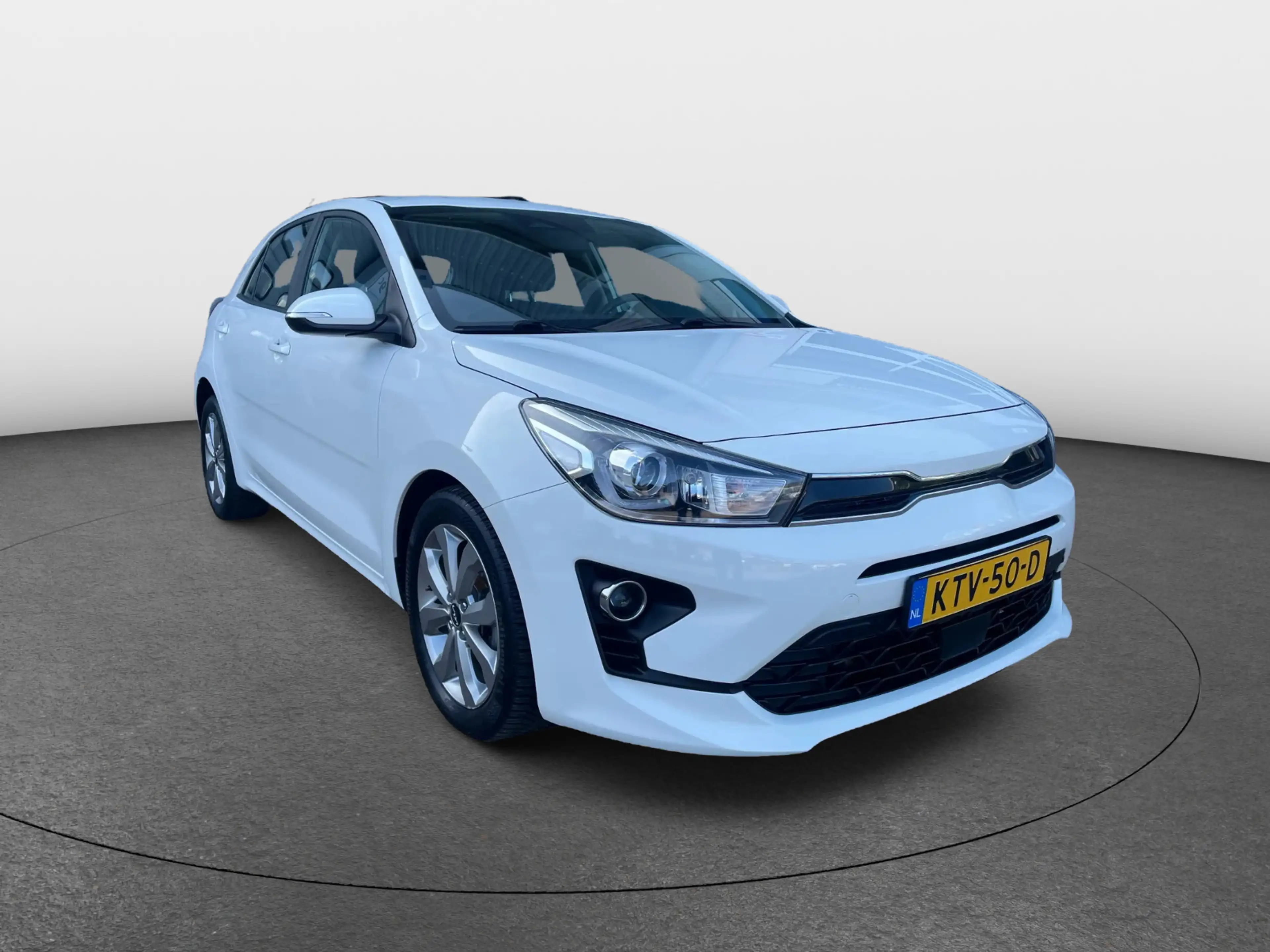 Kia Rio 1.0 T-GDi CAMERA WINTERPACK CARPLAY CLIMA CRUISE — photo 6