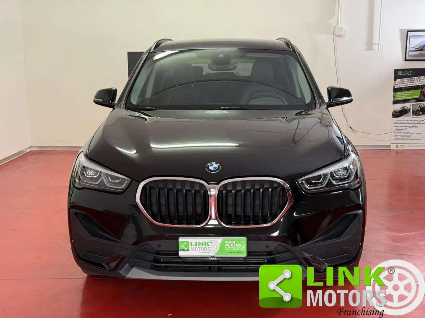 BMW X1 sDrive18d AUT IVA PELLE Busin. Advantage GARANZIA Schwarz - 2