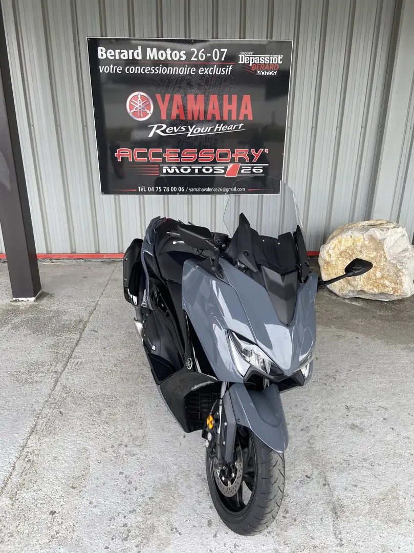 Yamaha TMAX 560 Gris - 2