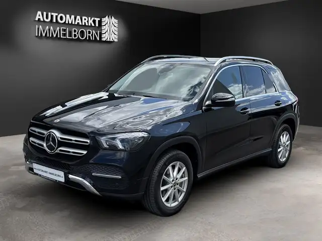 Mercedes-Benz GLE view 4