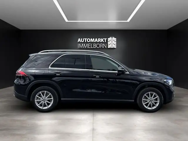 Mercedes-Benz GLE view 7