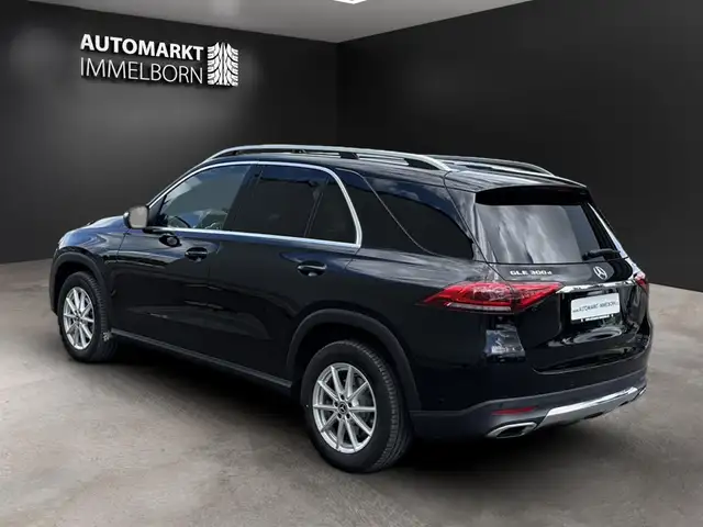 Mercedes-Benz GLE view 5
