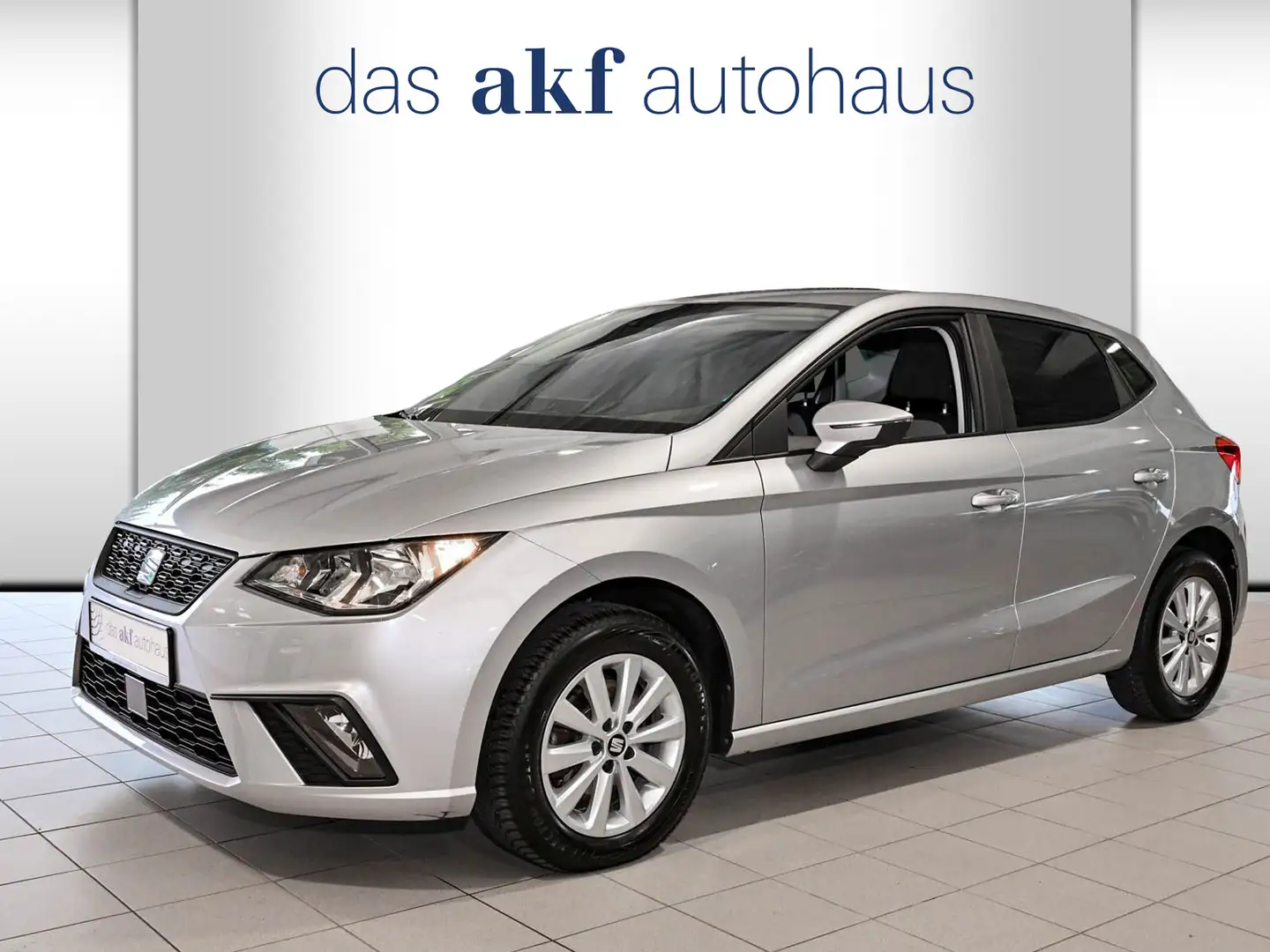 SEAT Ibiza STYLE 1.6 TDI Silber - 1