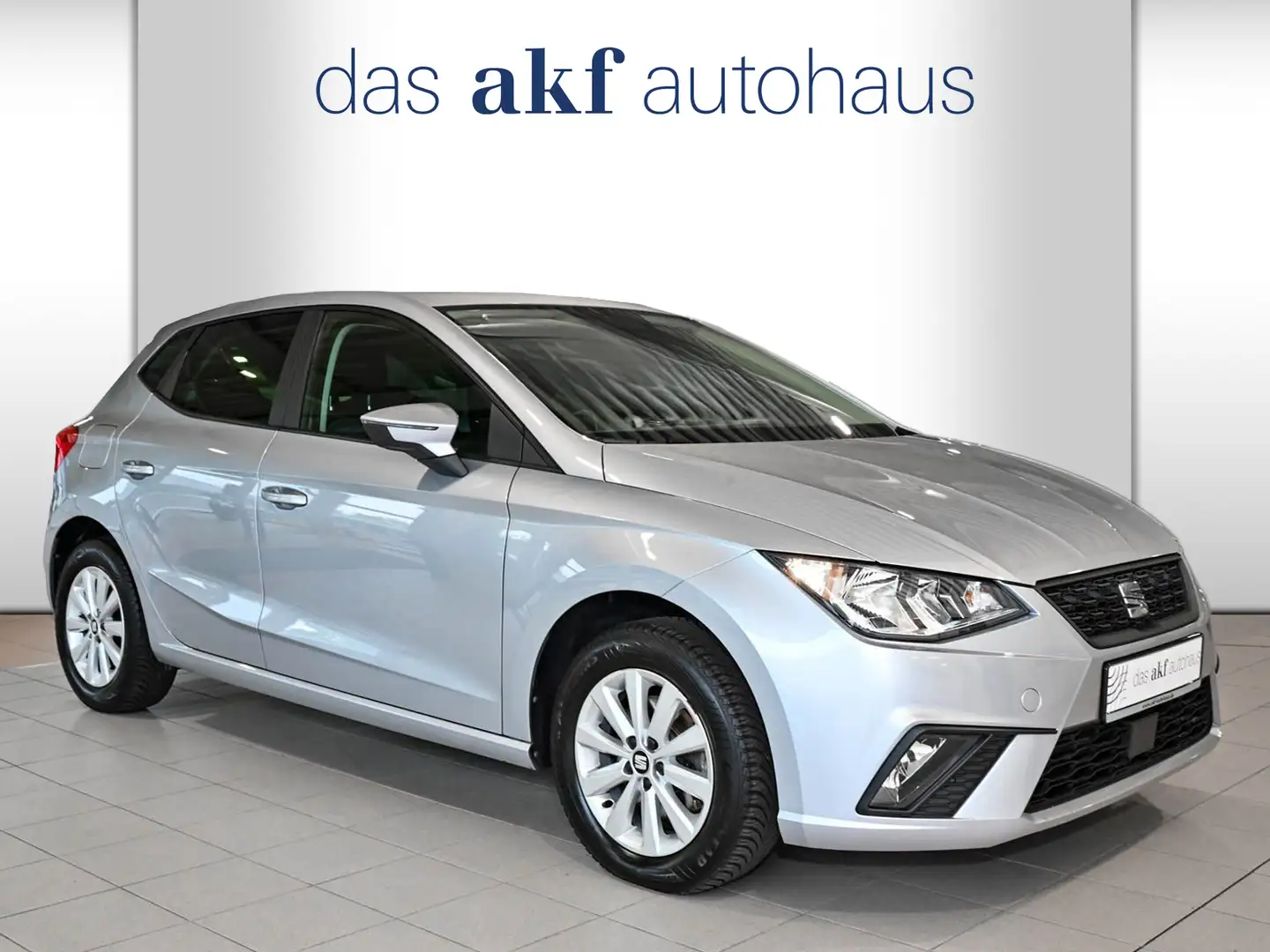 SEAT Ibiza STYLE 1.6 TDI Silber - 2