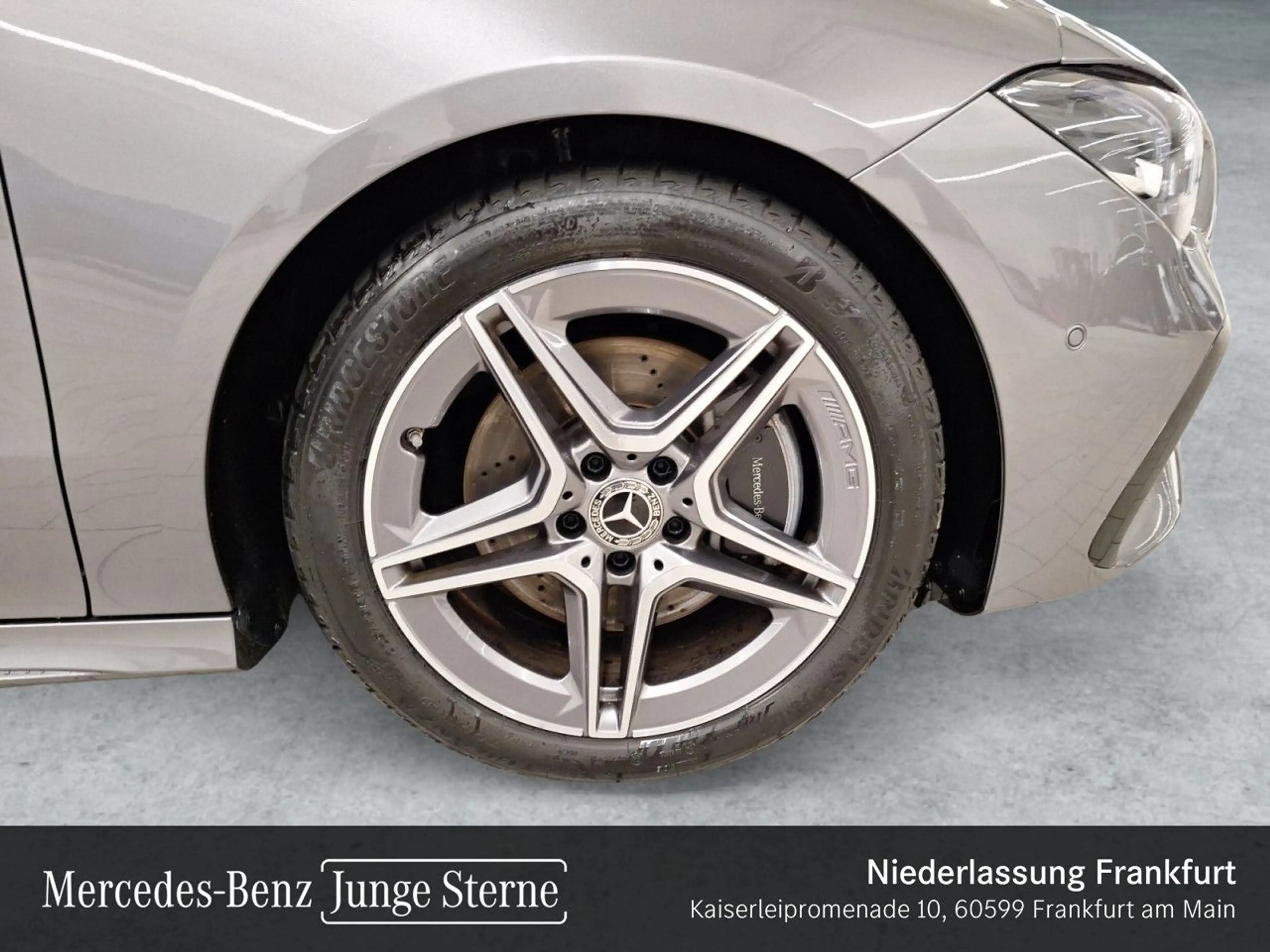 Mercedes-Benz CLA 200 AMG+LED+KAMERA+KEYLESS+7G — photo 6
