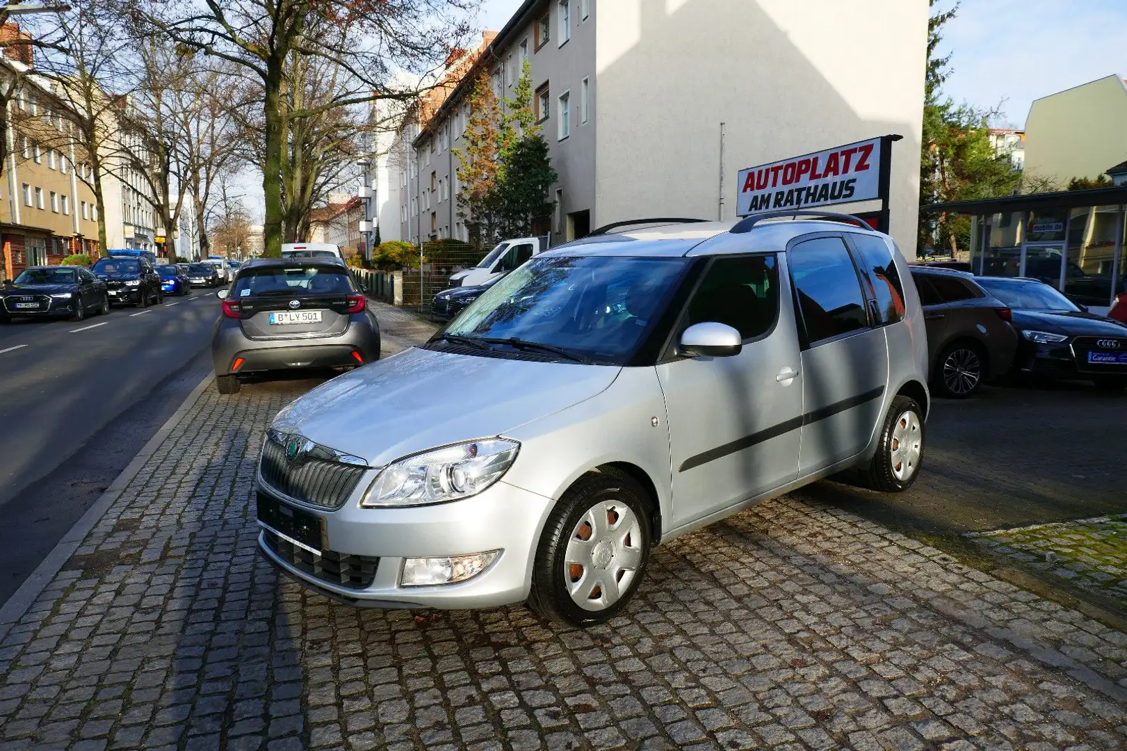 Skoda Roomster Ambition Plus Edition Silber - 1