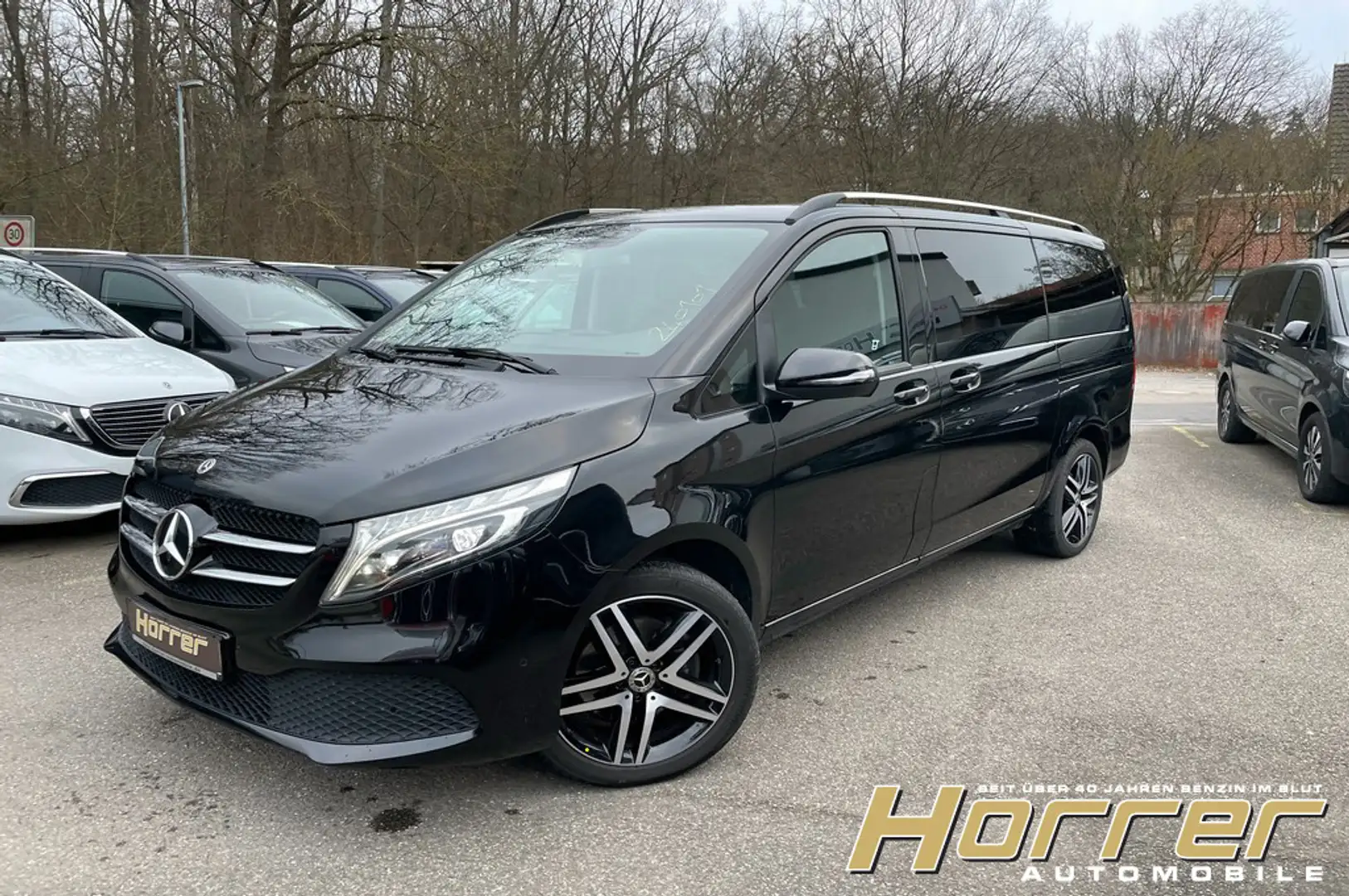 Mercedes-Benz V 300 Lang EDITION 4Matic Distronic LED PANO Negro - 1