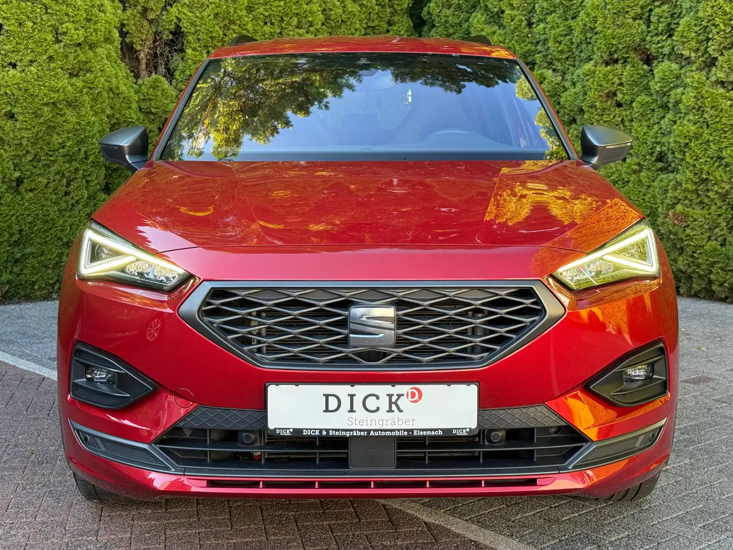 SEAT Tarraco 2.0TDI DSG FR LED+NAV+ACC+CARPl+SHZ+MEMO Rot - 2