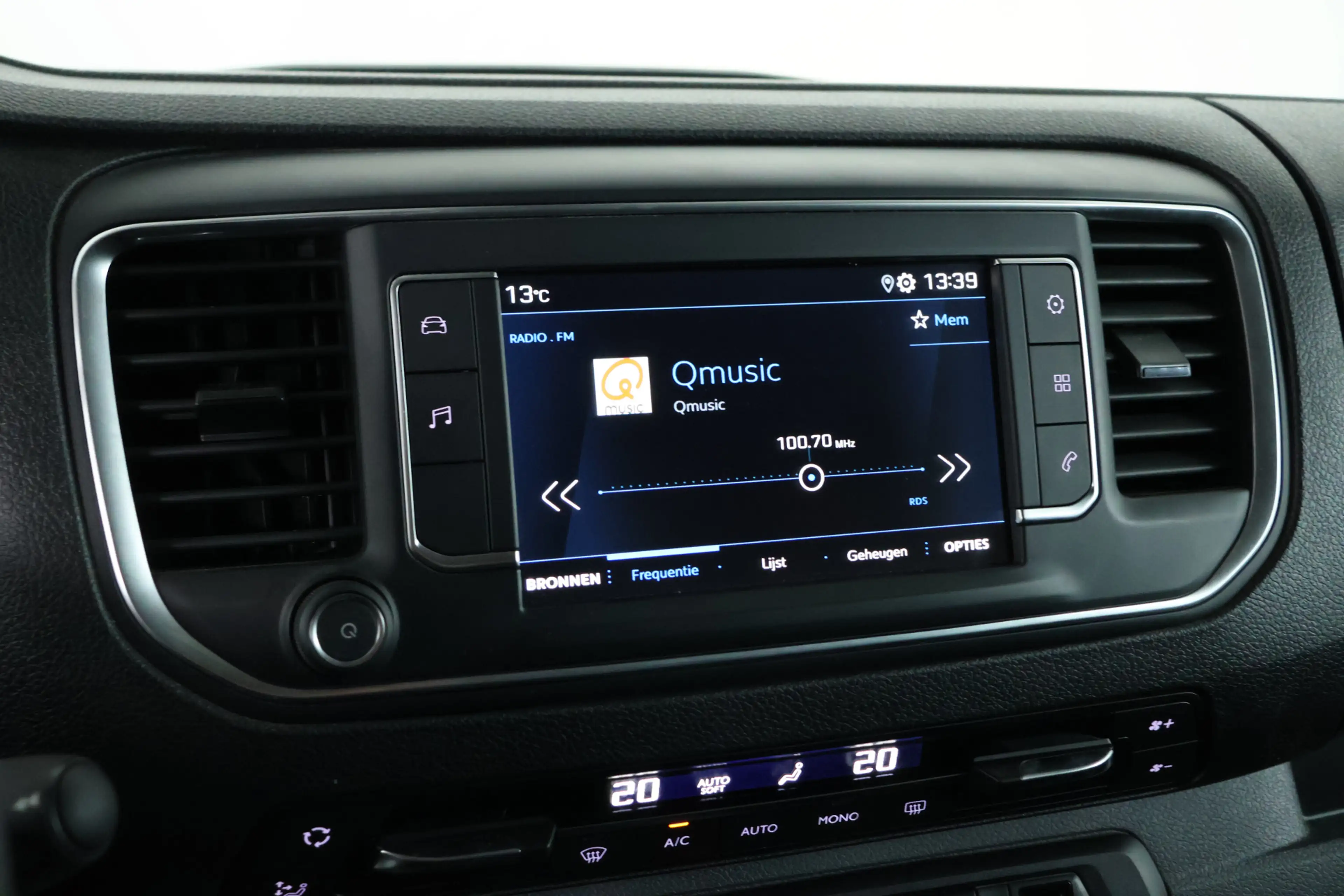 Peugeot Expert 2.0 BlueHDI 145 Standard / CarPlay / Cruisecontrol — photo 12