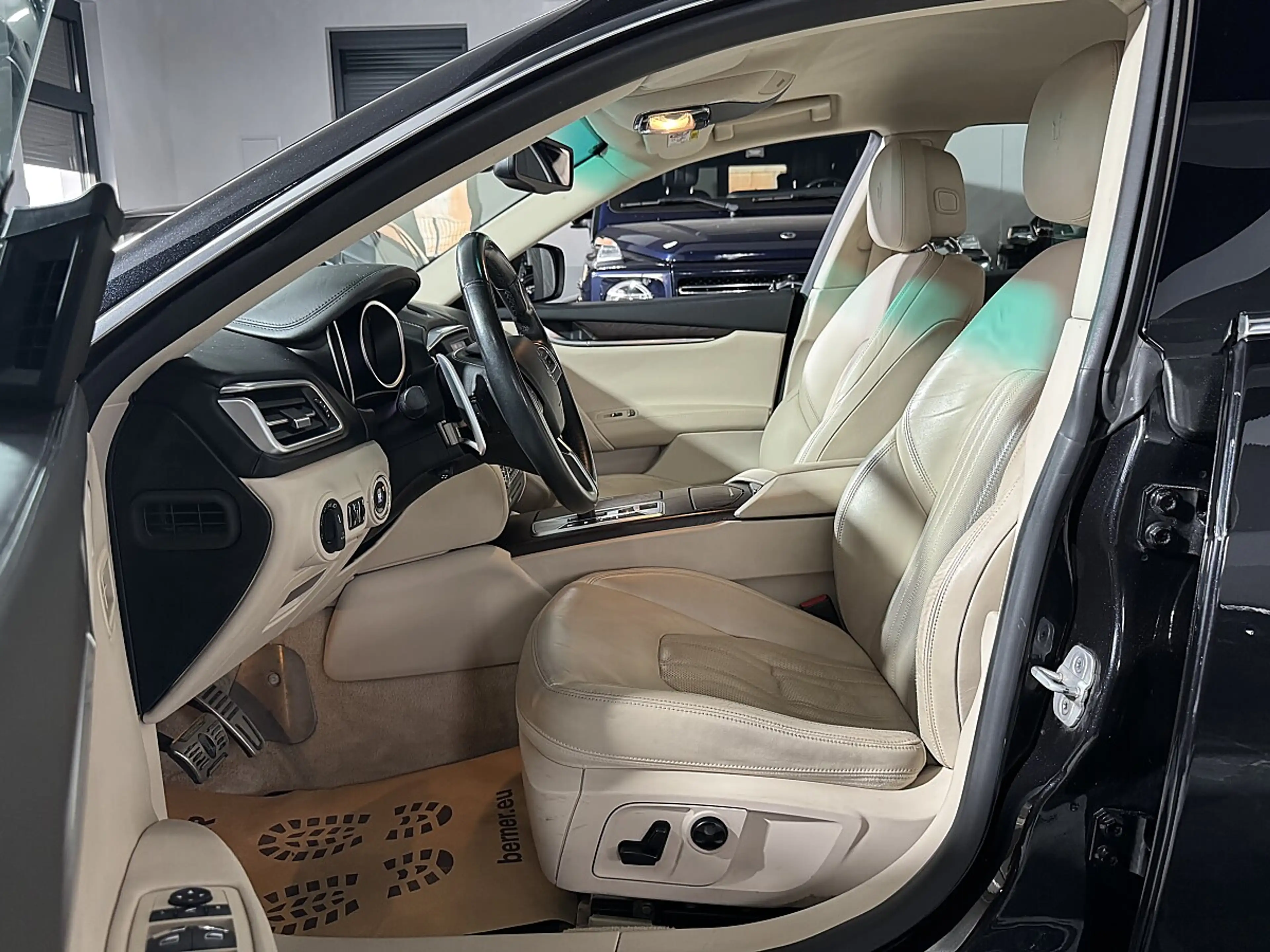 Maserati Ghibli V6 Diesel*1.Besitz*Top-Ausstattung* — photo 15