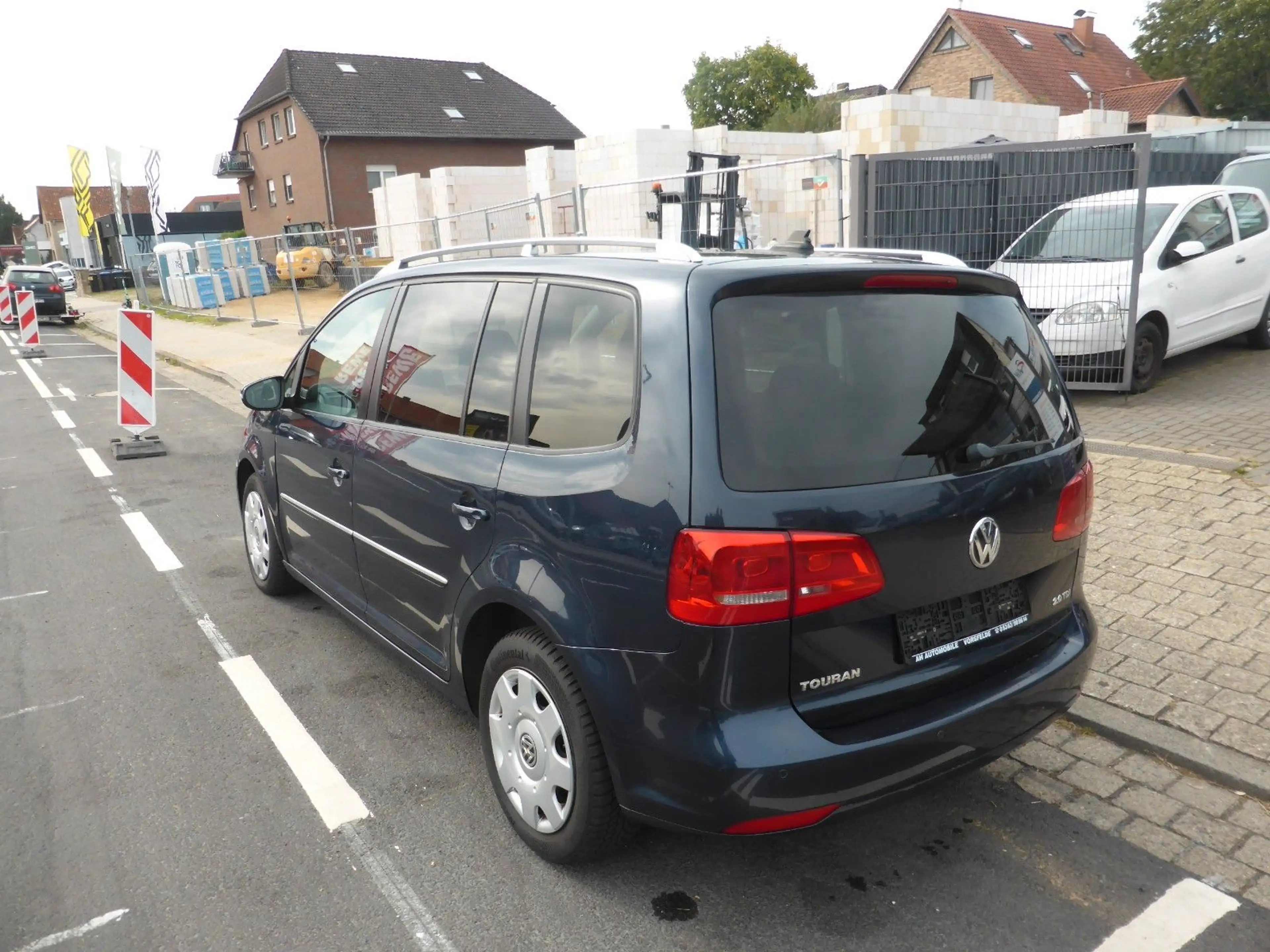 Volkswagen Touran Highline 2.0L TDI, DSG, Leder, NAVI, Xeno — photo 10