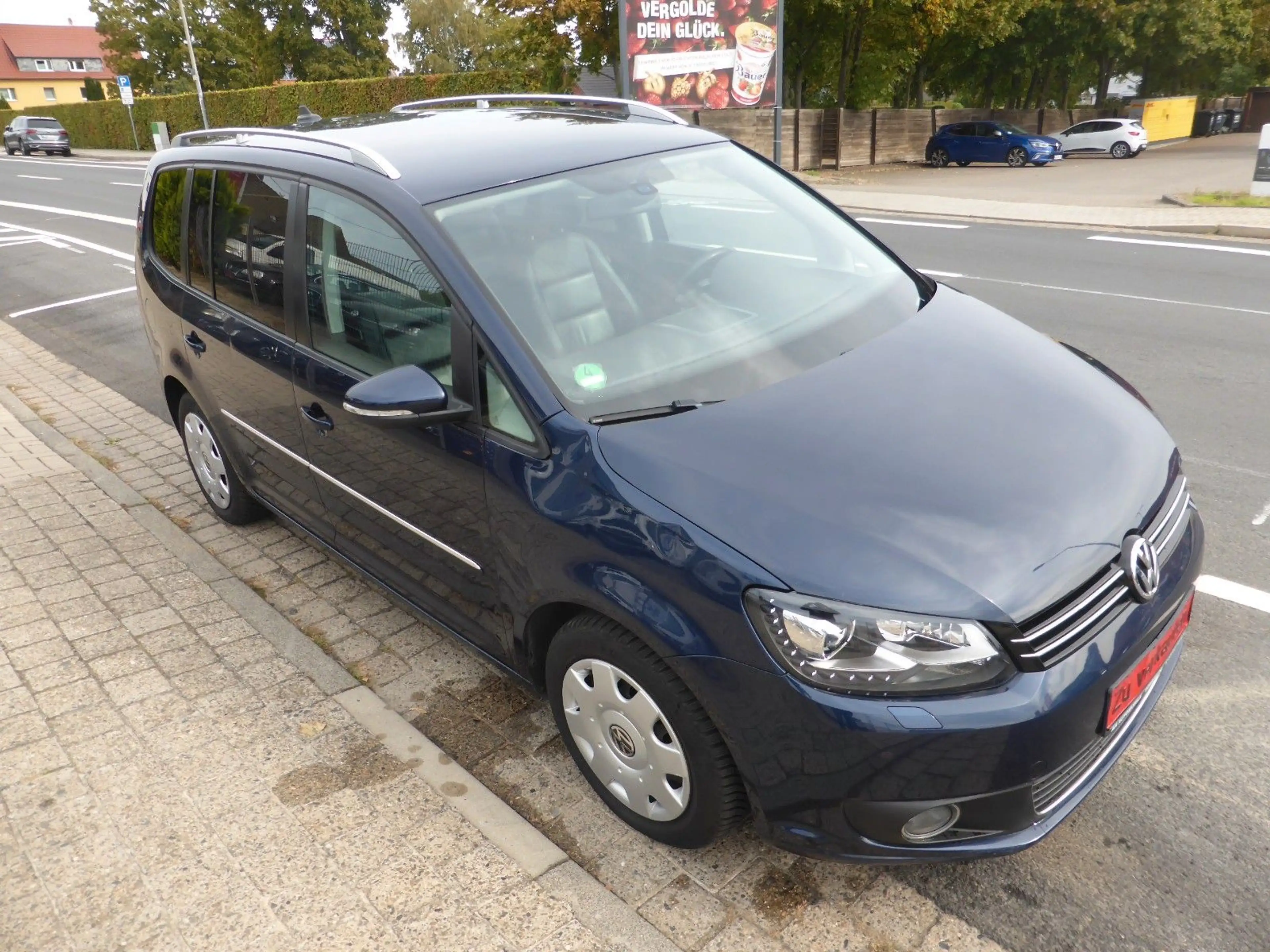 Volkswagen Touran Highline 2.0L TDI, DSG, Leder, NAVI, Xeno — photo 3