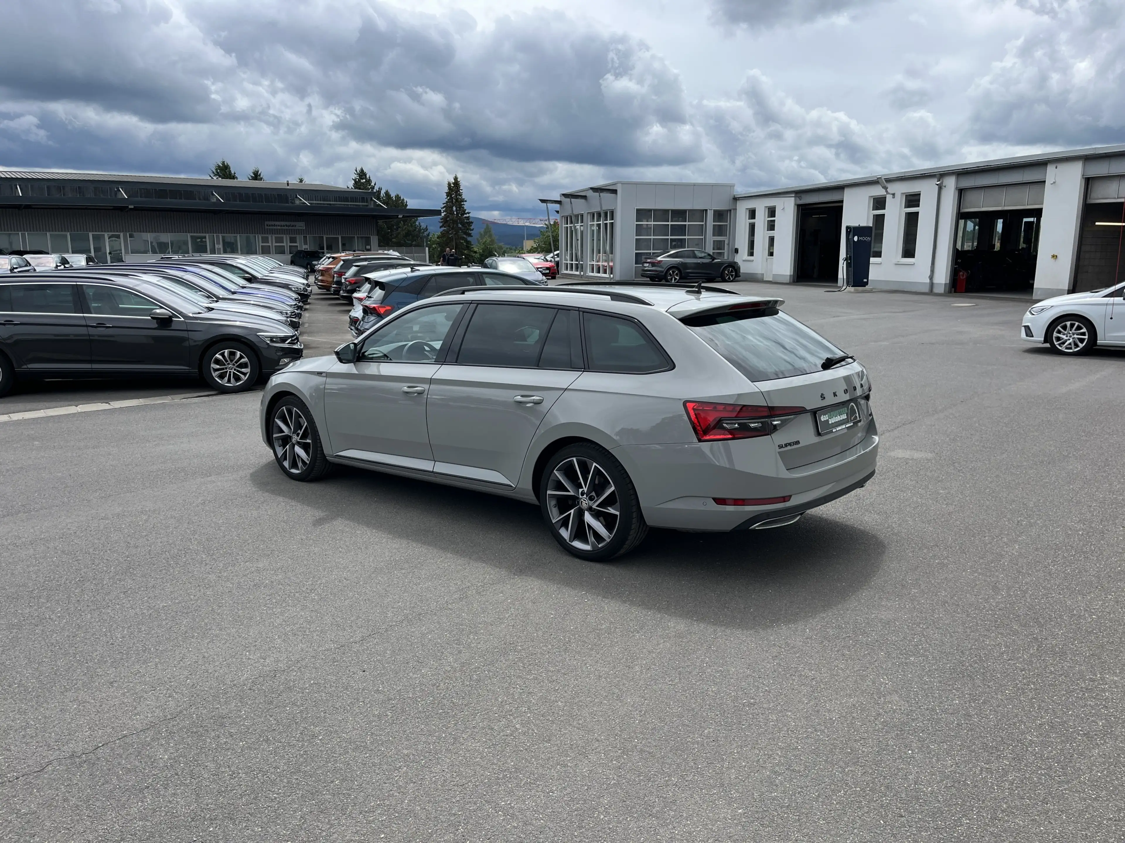Skoda Superb Combi 2.0 TDI 4x4 DSG SPORTLINE 222€ m.20% Anz. — photo 10