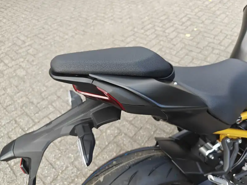 Kawasaki Z 900 - foto 8