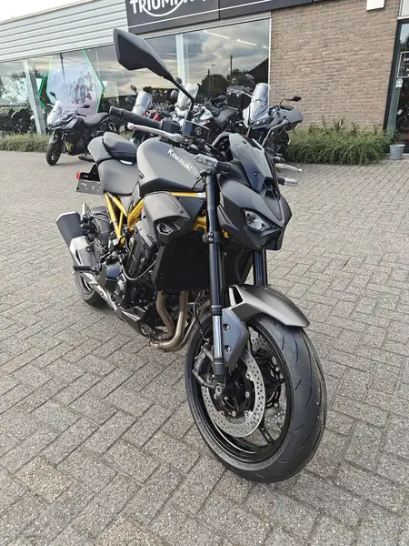 Kawasaki Z 900 - foto 5