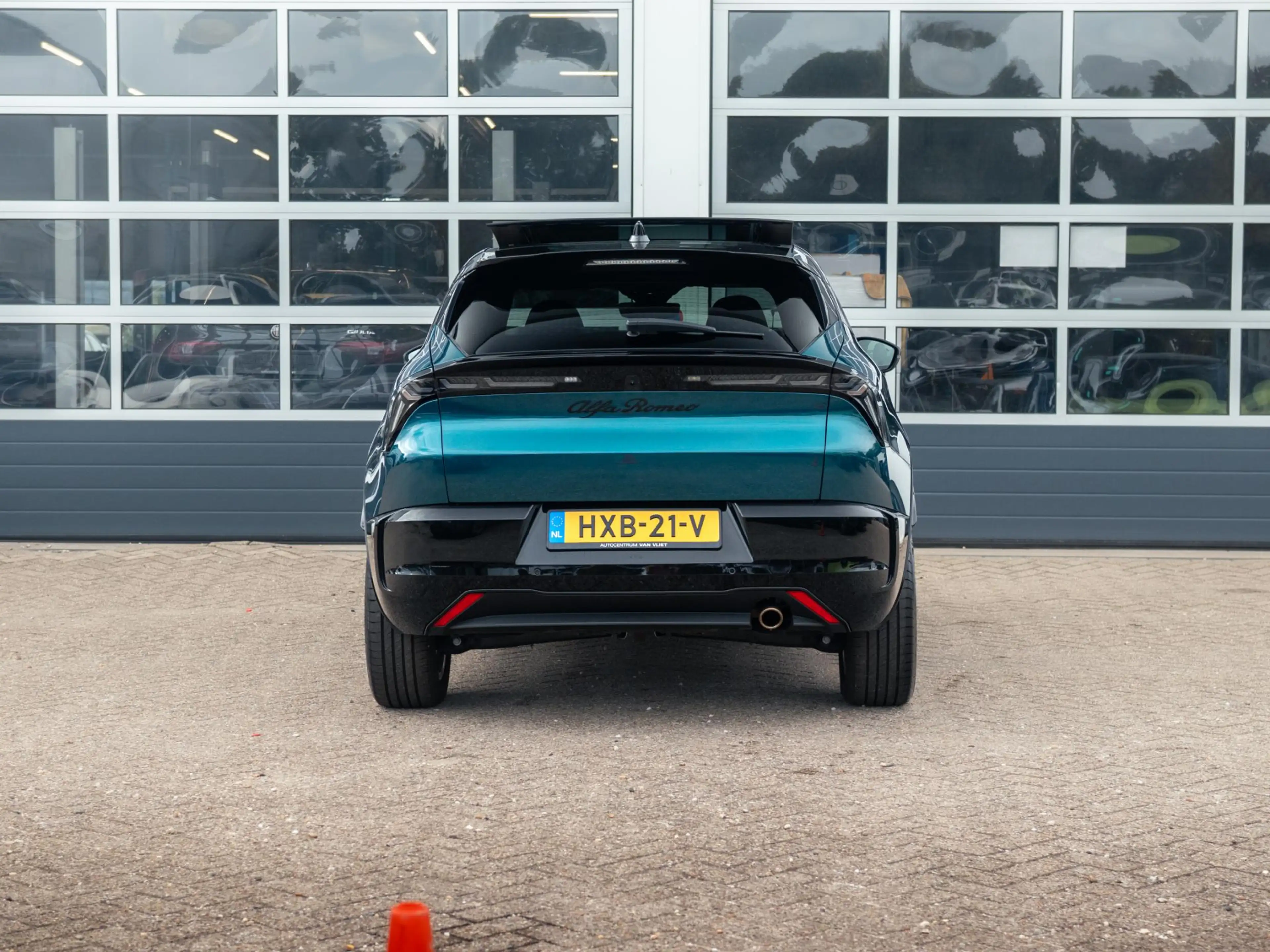 Alfa Romeo Junior 1.2 Turbo 145pk Hybrid Ibrida Q4 | Clima | Camera — photo 6