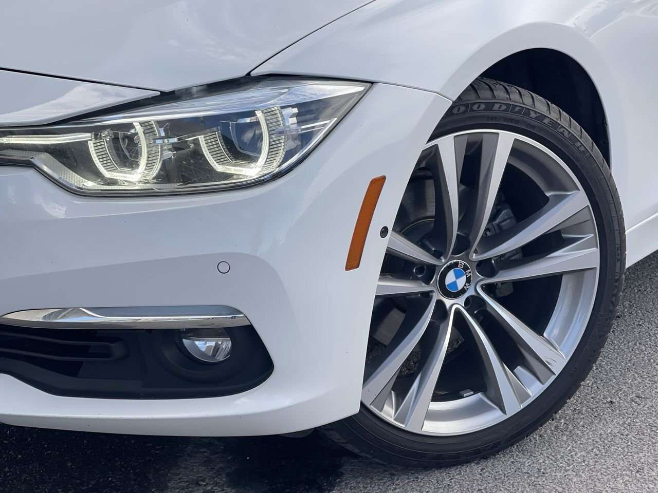2016 BMW 3 Series 328i xDrive — снимка 1