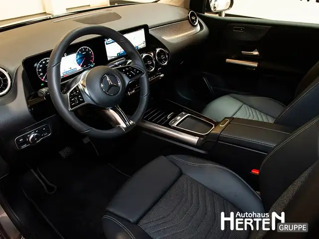 Mercedes-Benz B-Class view 8