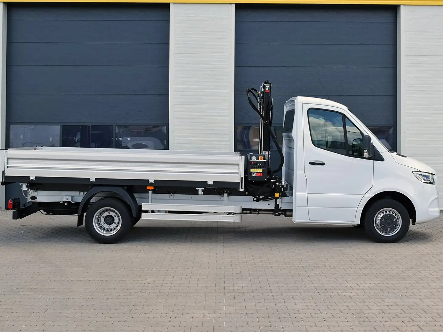 Mercedes-Benz Sprinter 519 CDI 5,5T HIAB * AHK 3,5T/LED/MBUX Weiß - 2