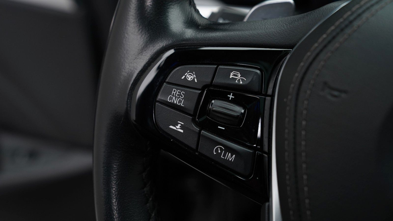 BMW 540 i Touring xDrive Sport Line*AHK*PANO*HUD*ACC* — photo 11