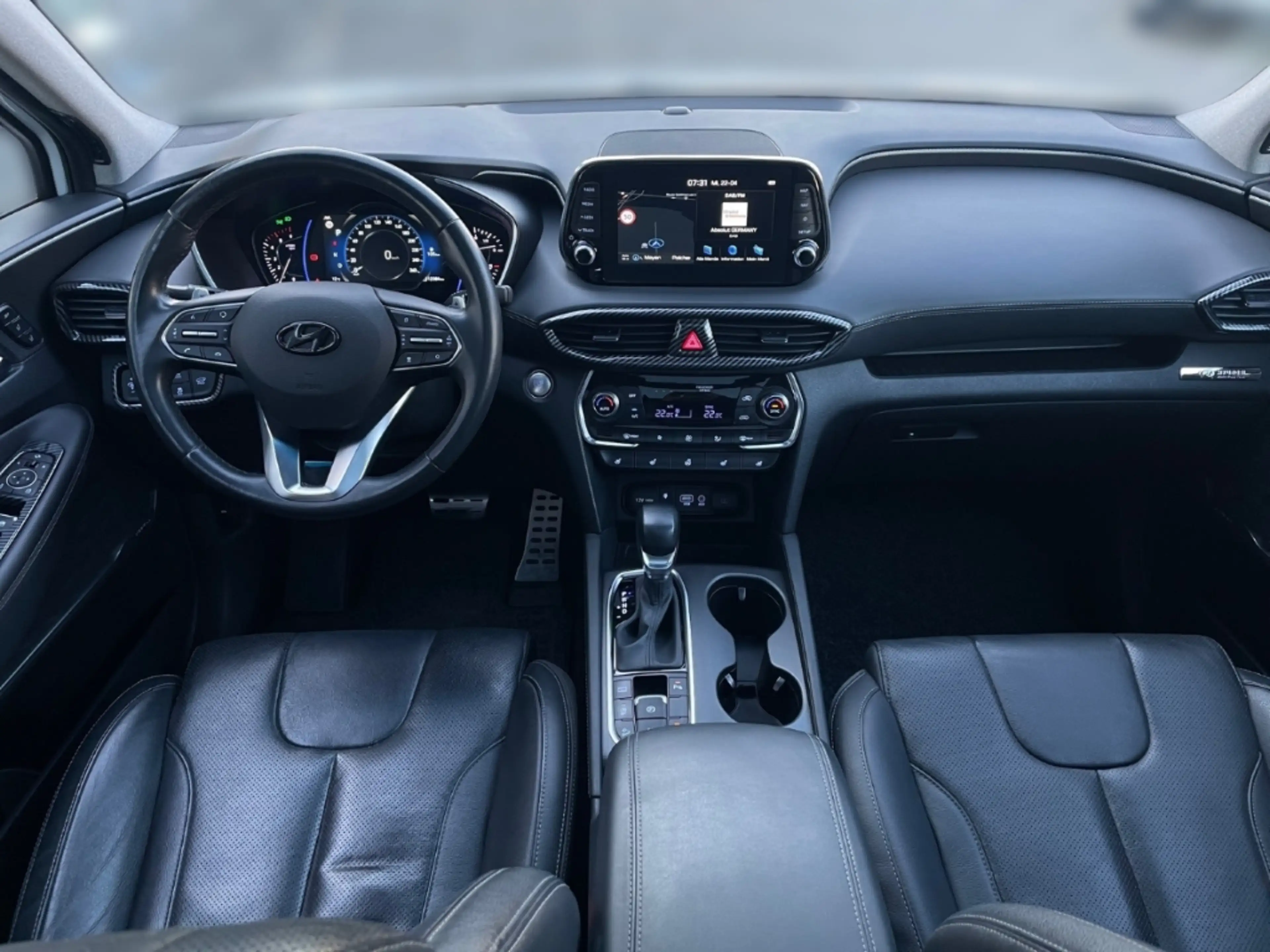 Hyundai SANTA FE Premium 4WD — photo 12