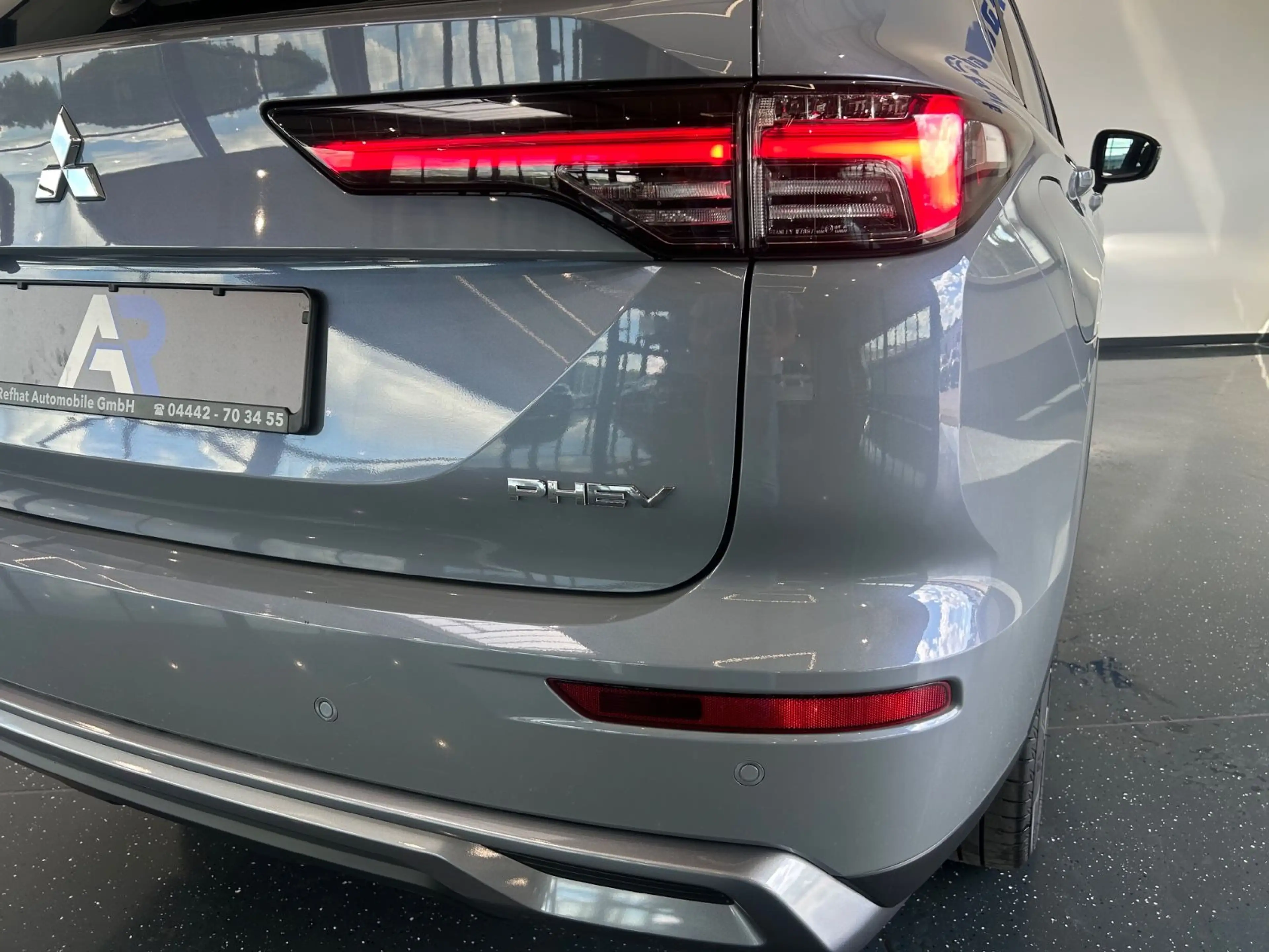 Mitsubishi Outlander 2.4 PHEV S-AWC Intro Edition*VOLL* — photo 7