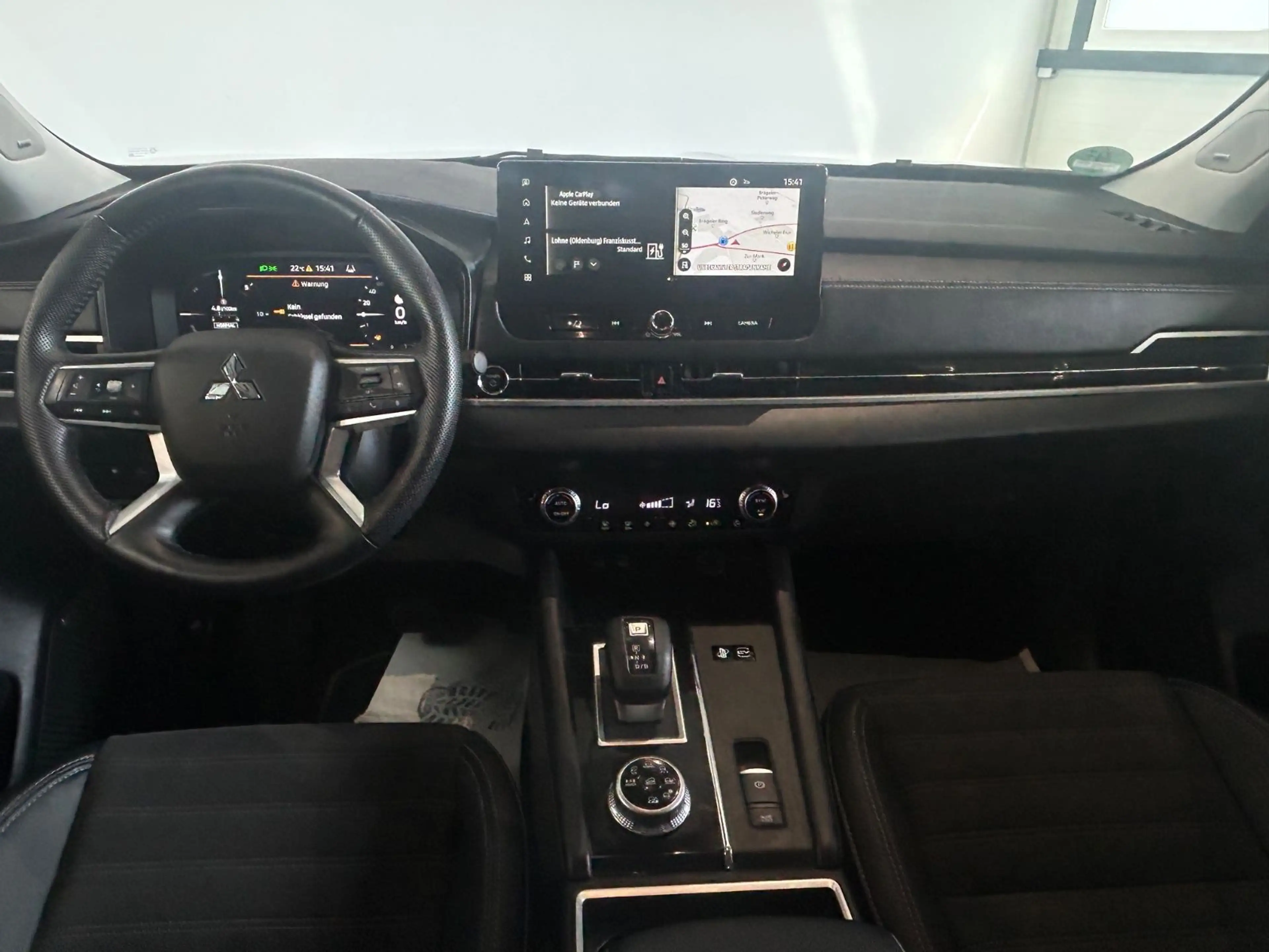 Mitsubishi Outlander 2.4 PHEV S-AWC Intro Edition*VOLL* — photo 11