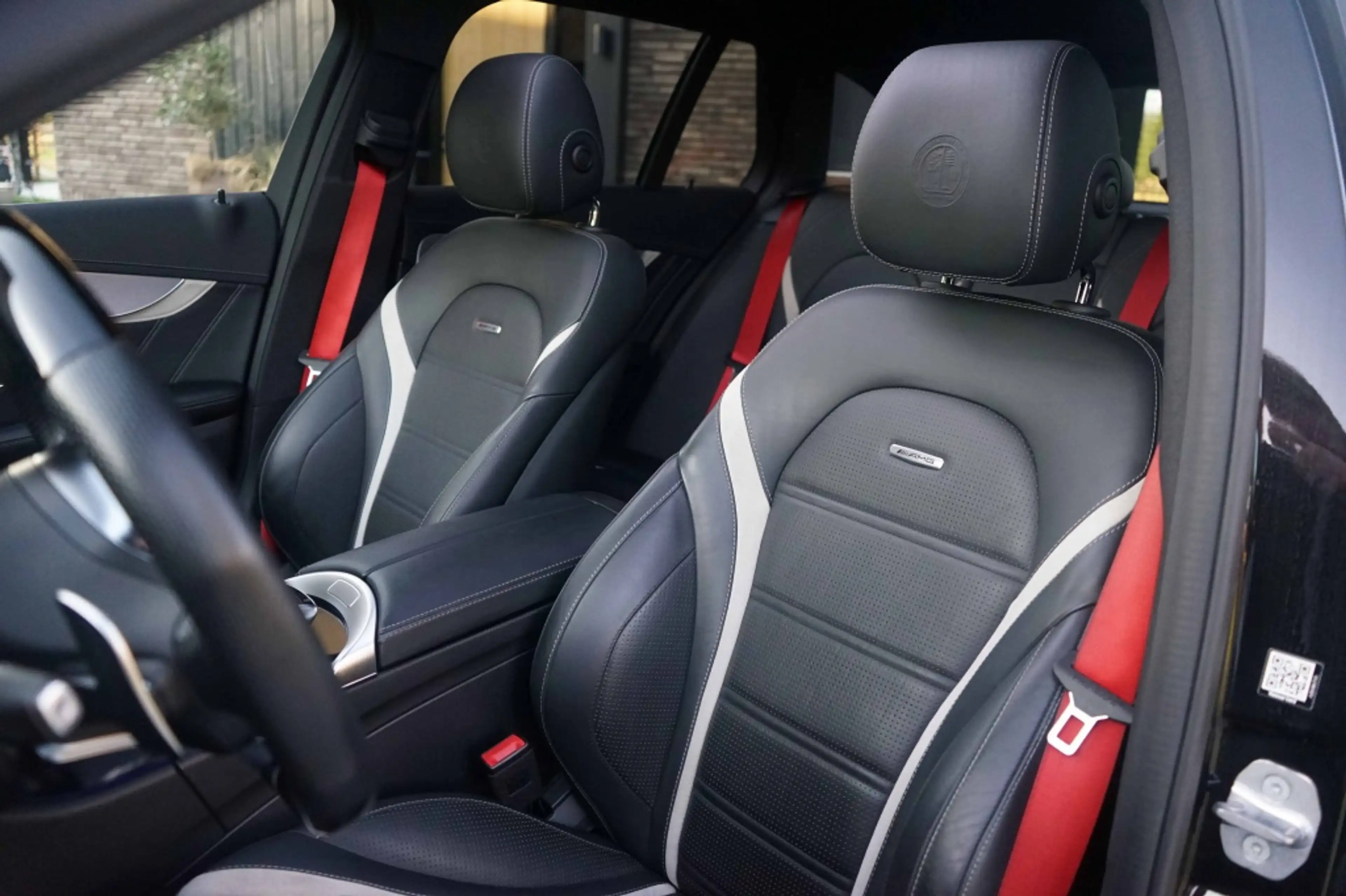 Mercedes-Benz C 63 AMG C63S S Estate Ceramic/Pano/Carbon/Track/510PK/26DK — photo 19