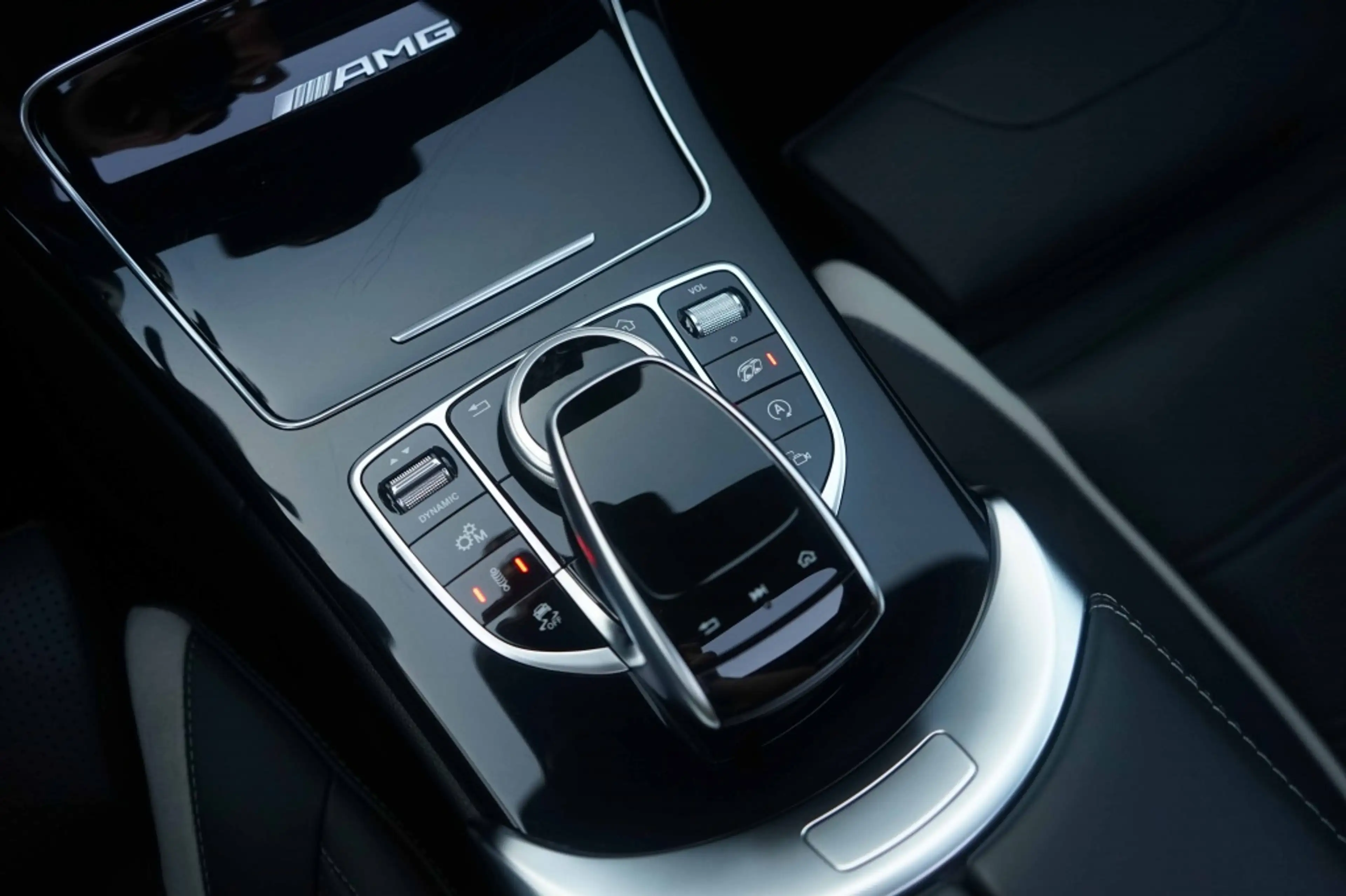 Mercedes-Benz C 63 AMG C63S S Estate Ceramic/Pano/Carbon/Track/510PK/26DK — photo 21