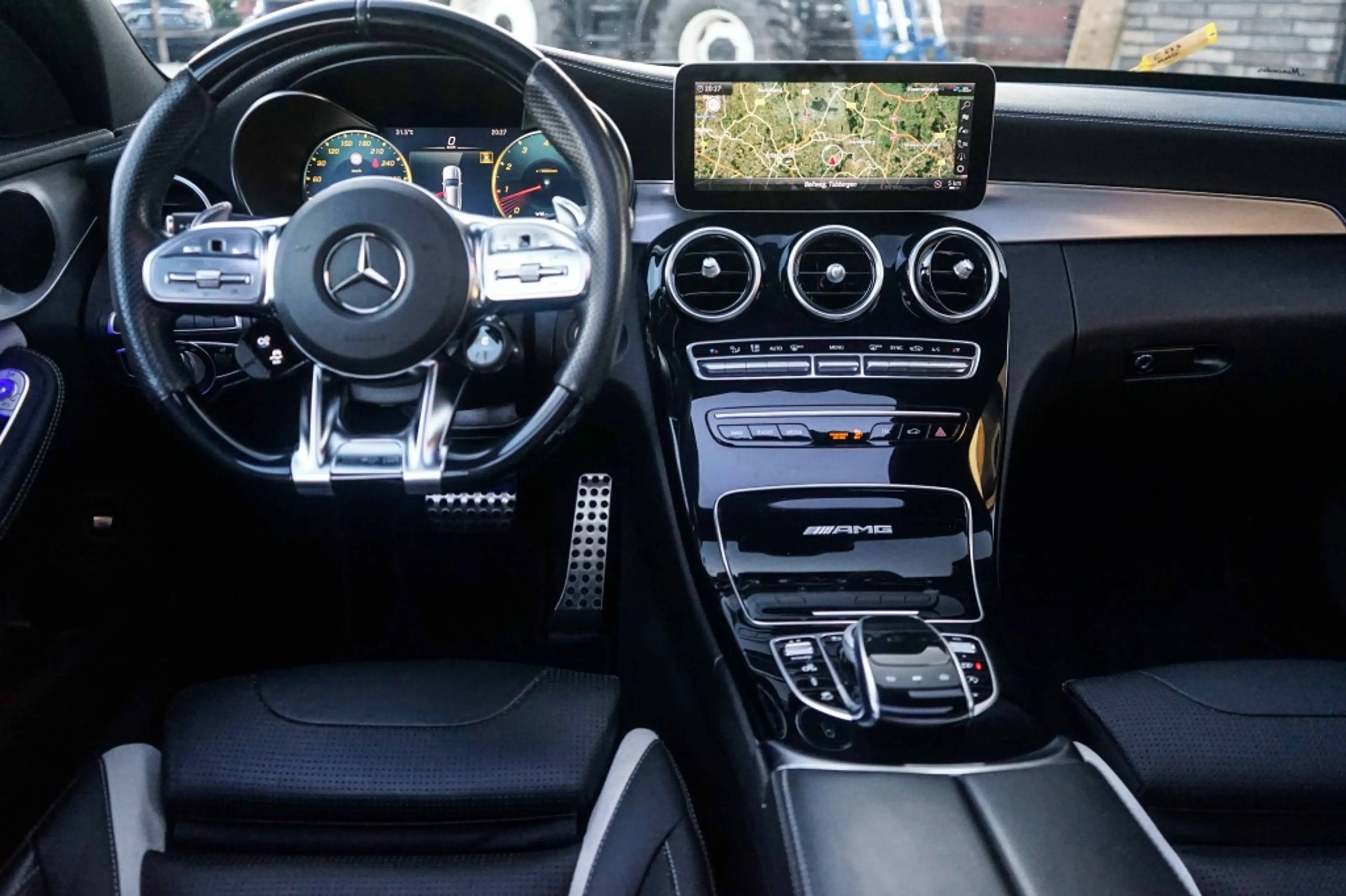 Mercedes-Benz C 63 AMG C63S S Estate Ceramic/Pano/Carbon/Track/510PK/26DK — photo 16