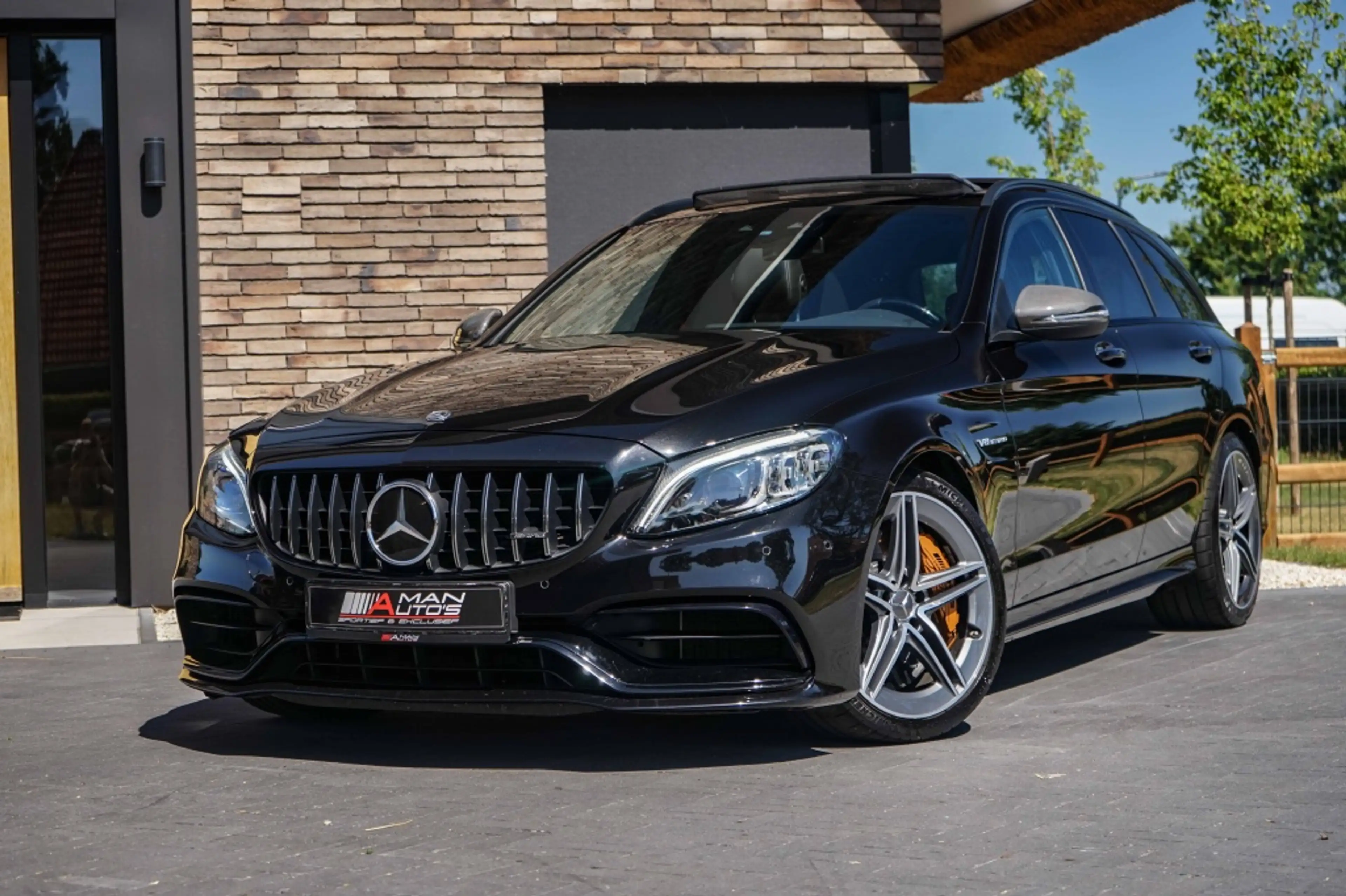 Mercedes-Benz C 63 AMG C63S S Estate Ceramic/Pano/Carbon/Track/510PK/26DK — photo 25