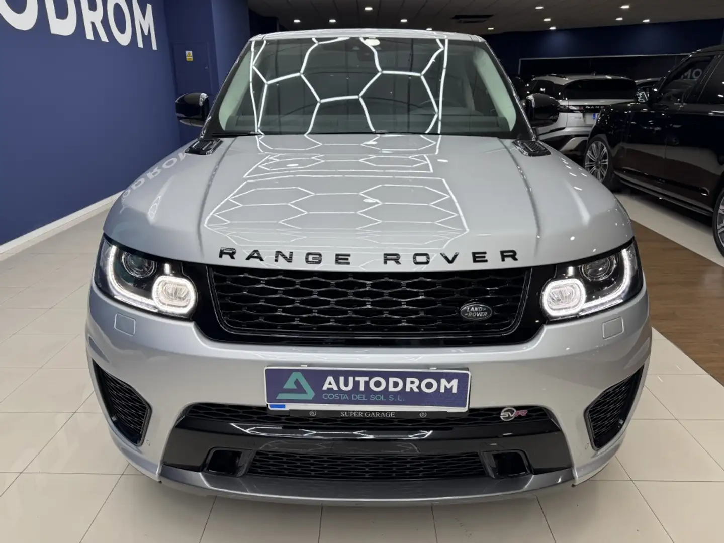 Land Rover Range Rover Sport 5.0 V8 SC SVR Aut. Plateado - 2