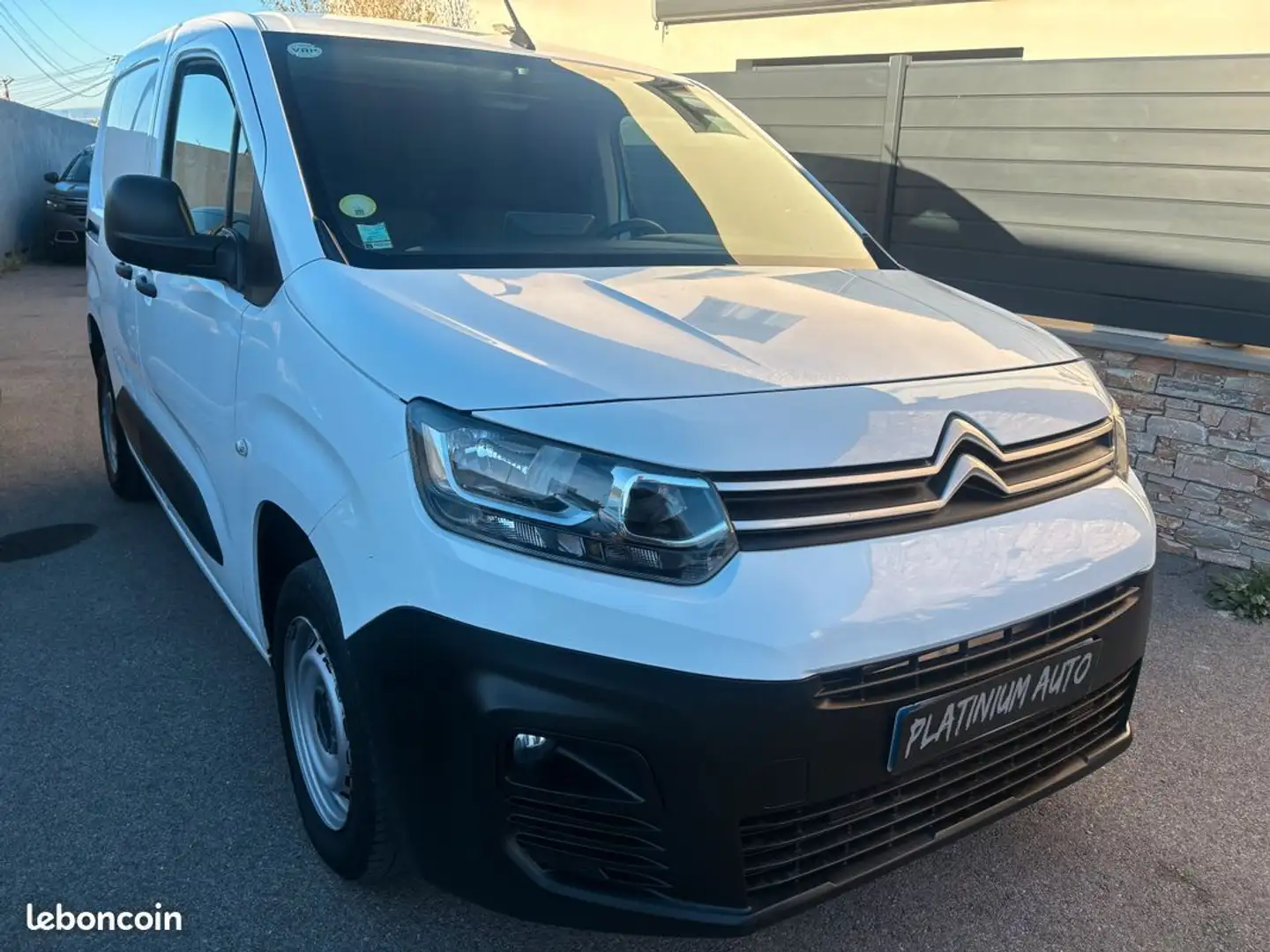 Citroen Berlingo III BlueHDI 100 S&S Club Taille M PrixTTC Bianco - 2