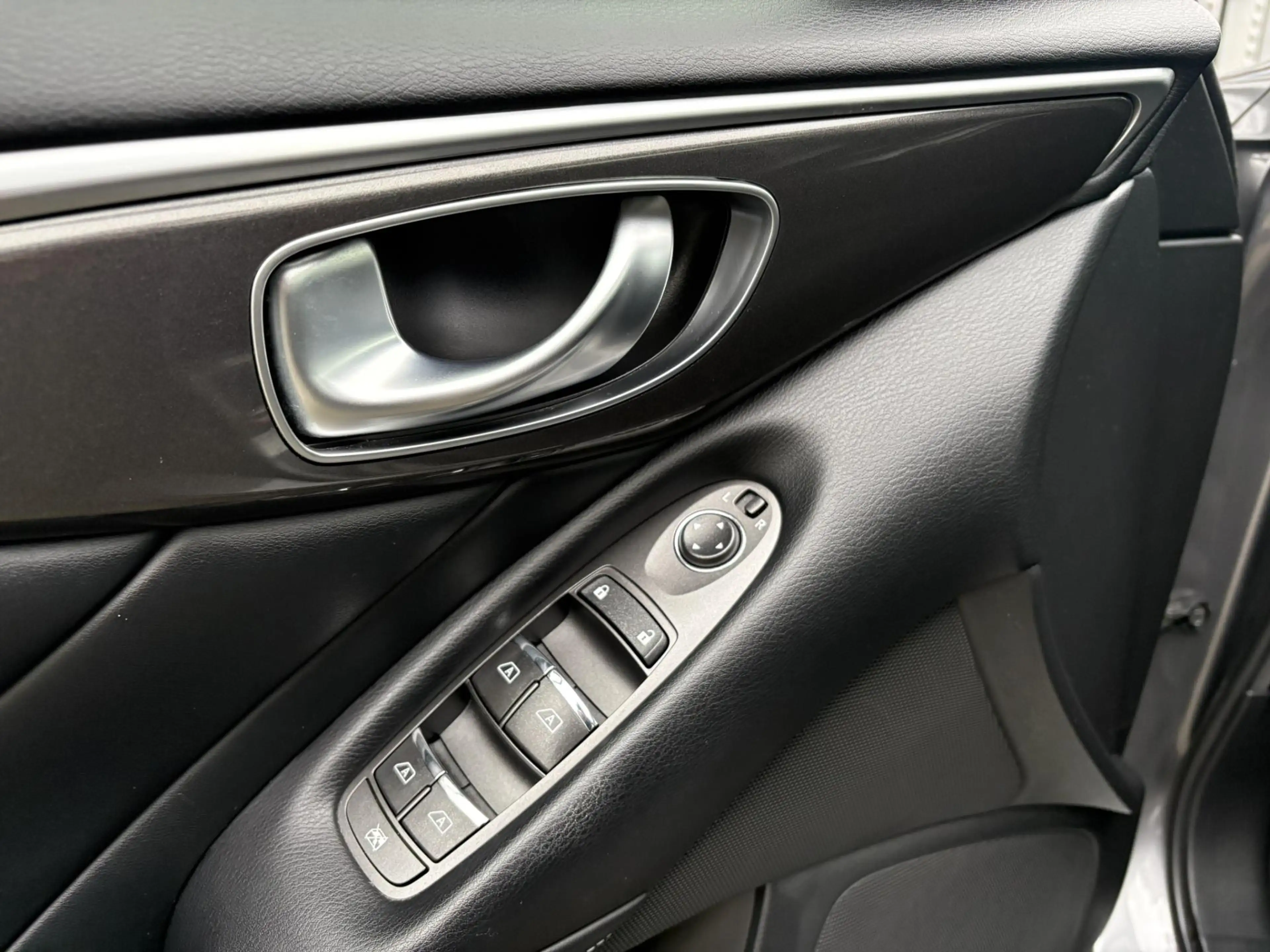 Infiniti Q50 2.0t Business Premium 211 PK -AUTOMAAT-VOLLEDER-LE — photo 15