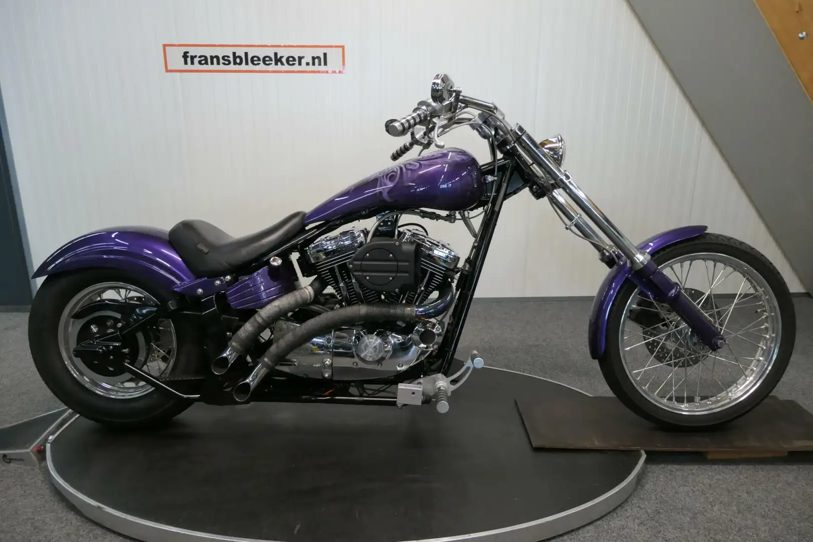 Harley-Davidson Eigenbouw Paars - 1