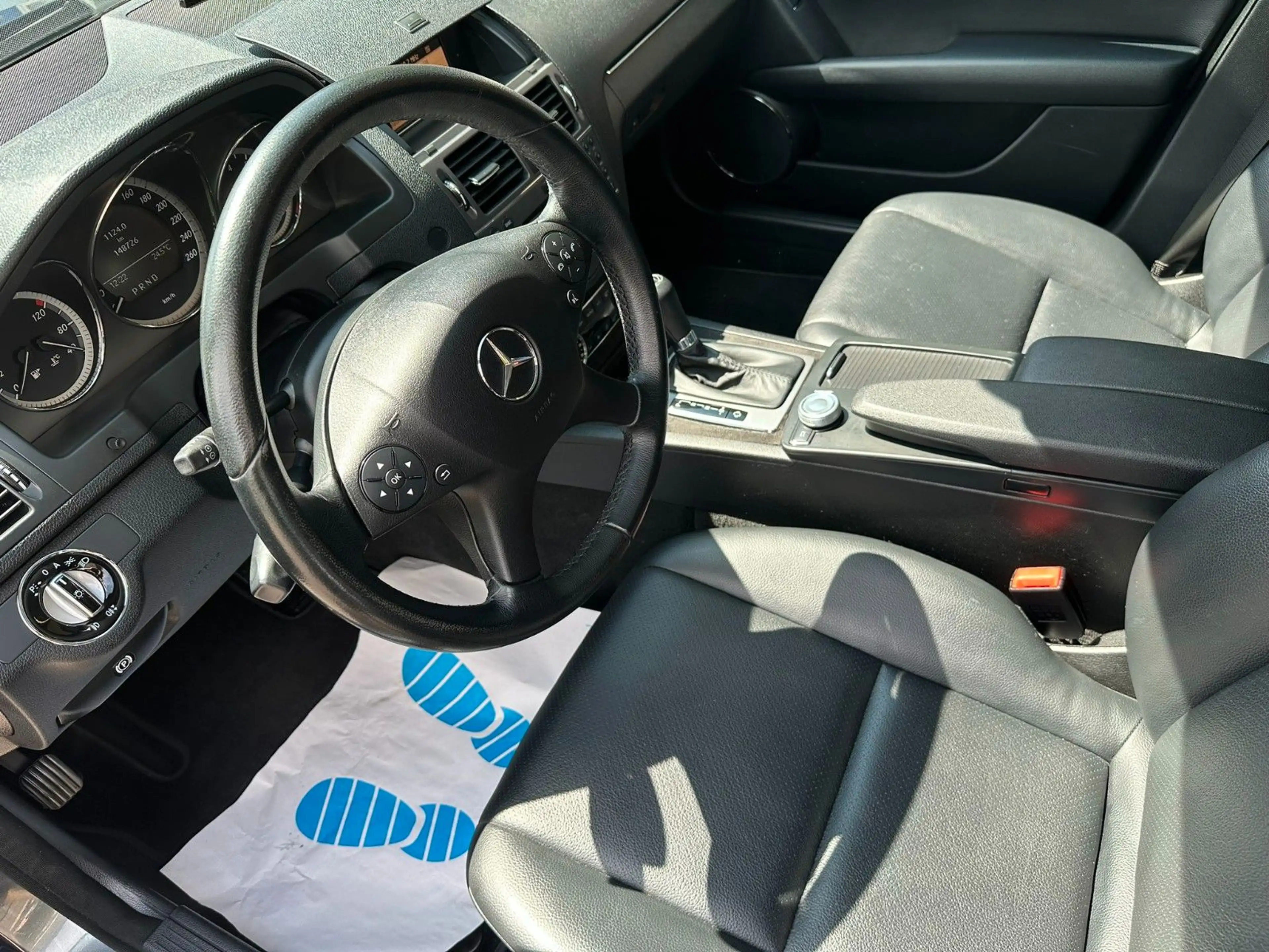 Mercedes-Benz C 250 CGI BlueEfficiency*Aut*Leder*Klima*PDC*Top — photo 9