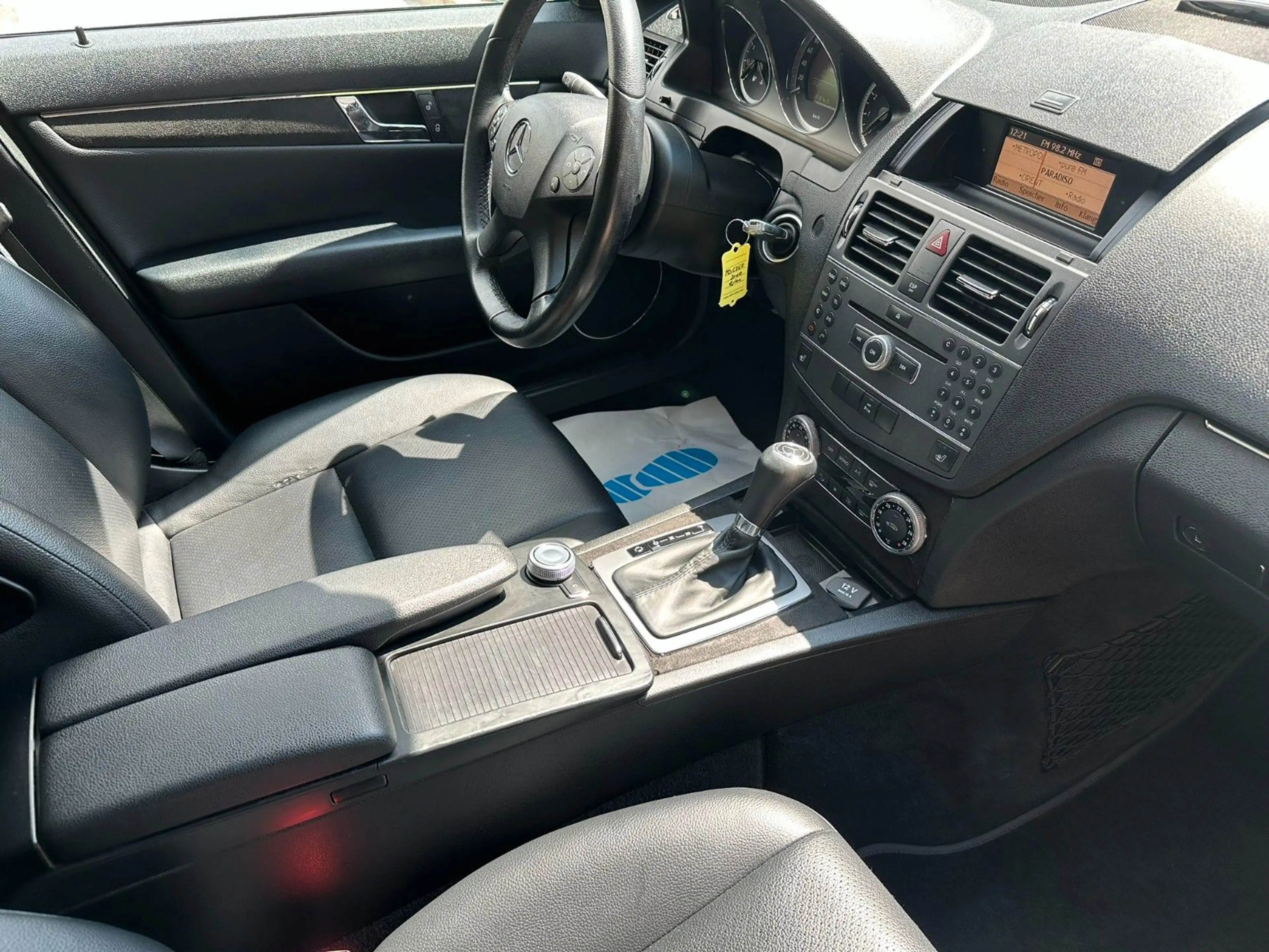 Mercedes-Benz C 250 CGI BlueEfficiency*Aut*Leder*Klima*PDC*Top — photo 7